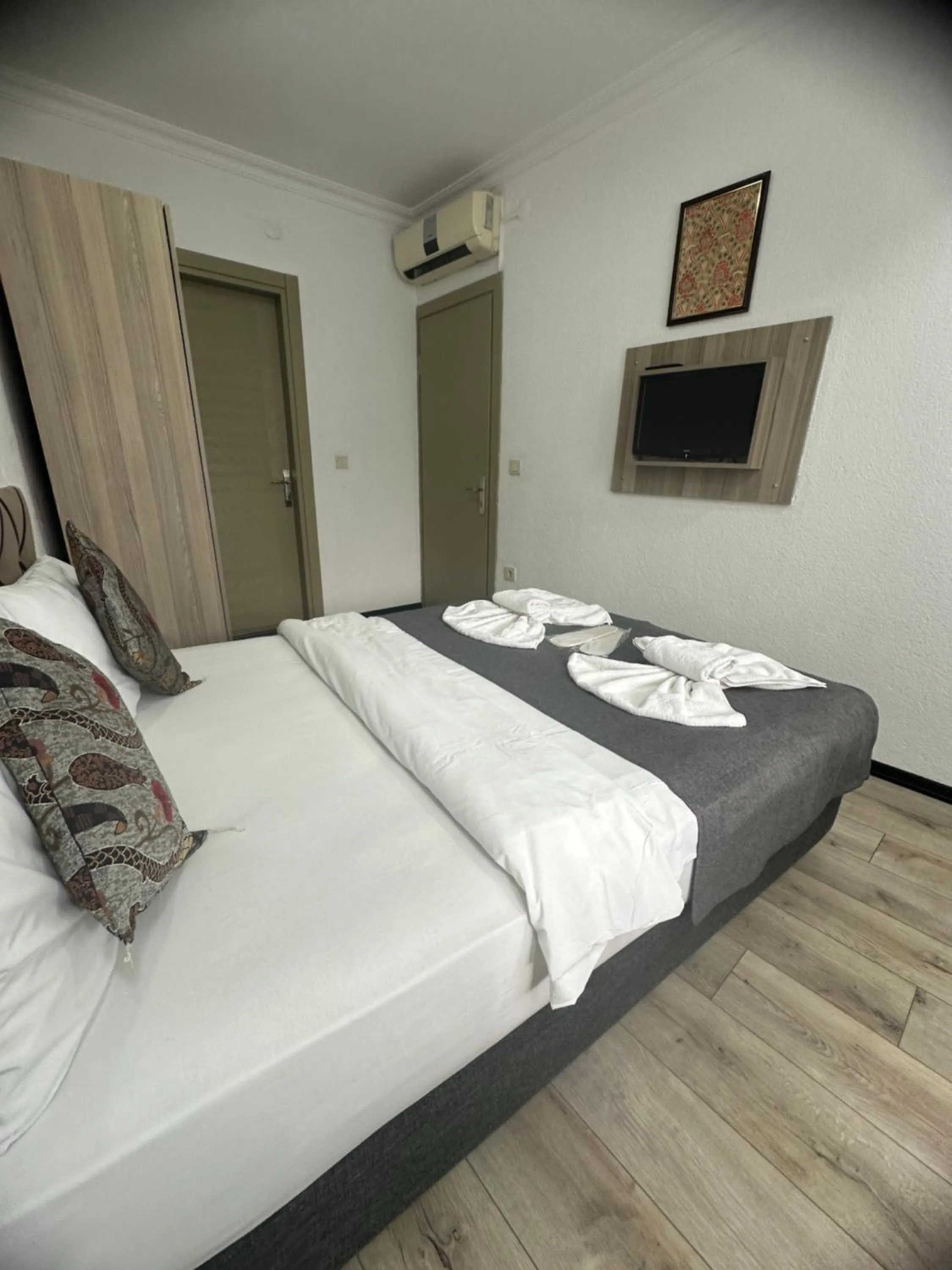 Bed in Big Orange Hotel Old City