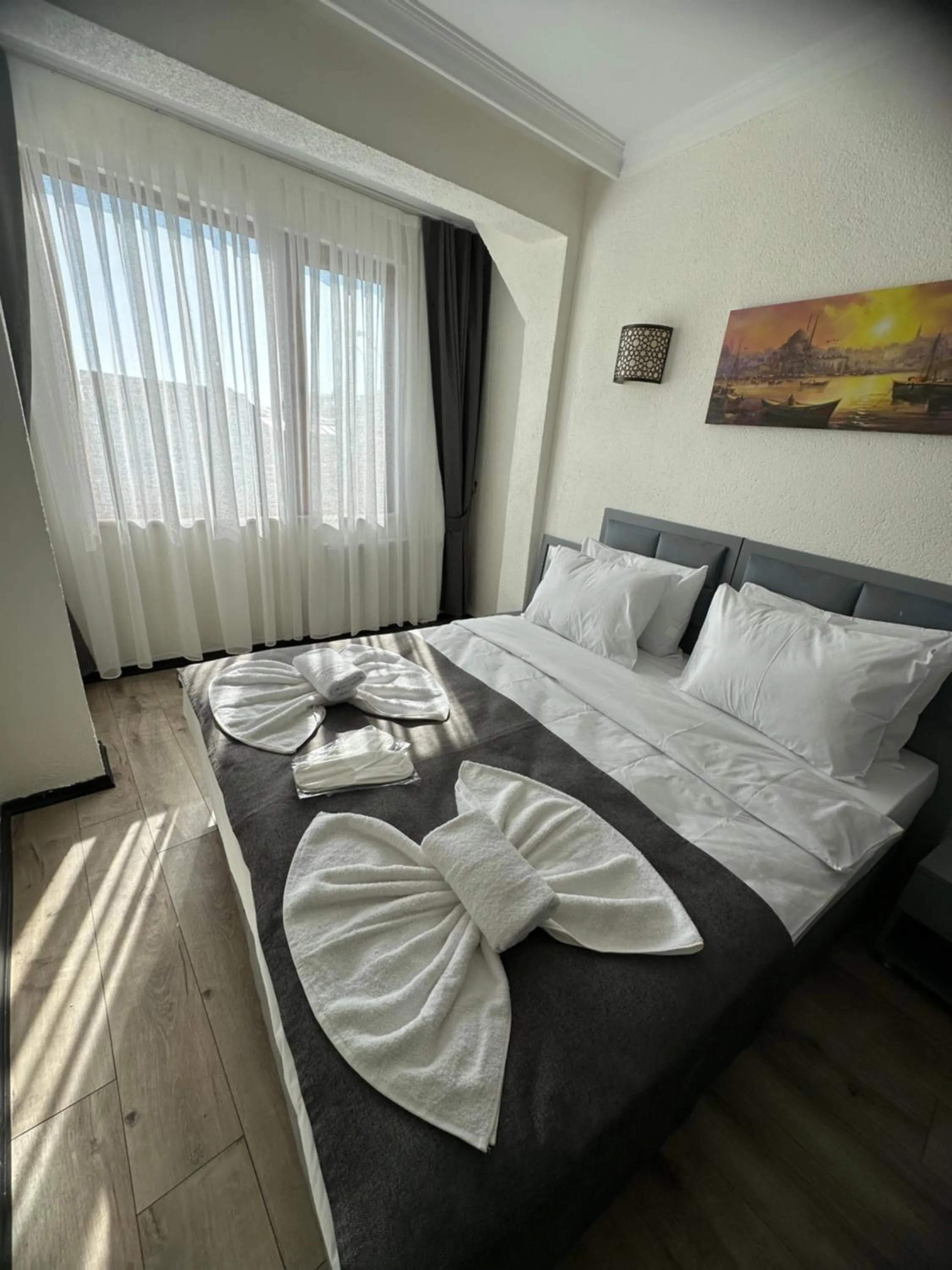 Bed in Big Orange Hotel Old City