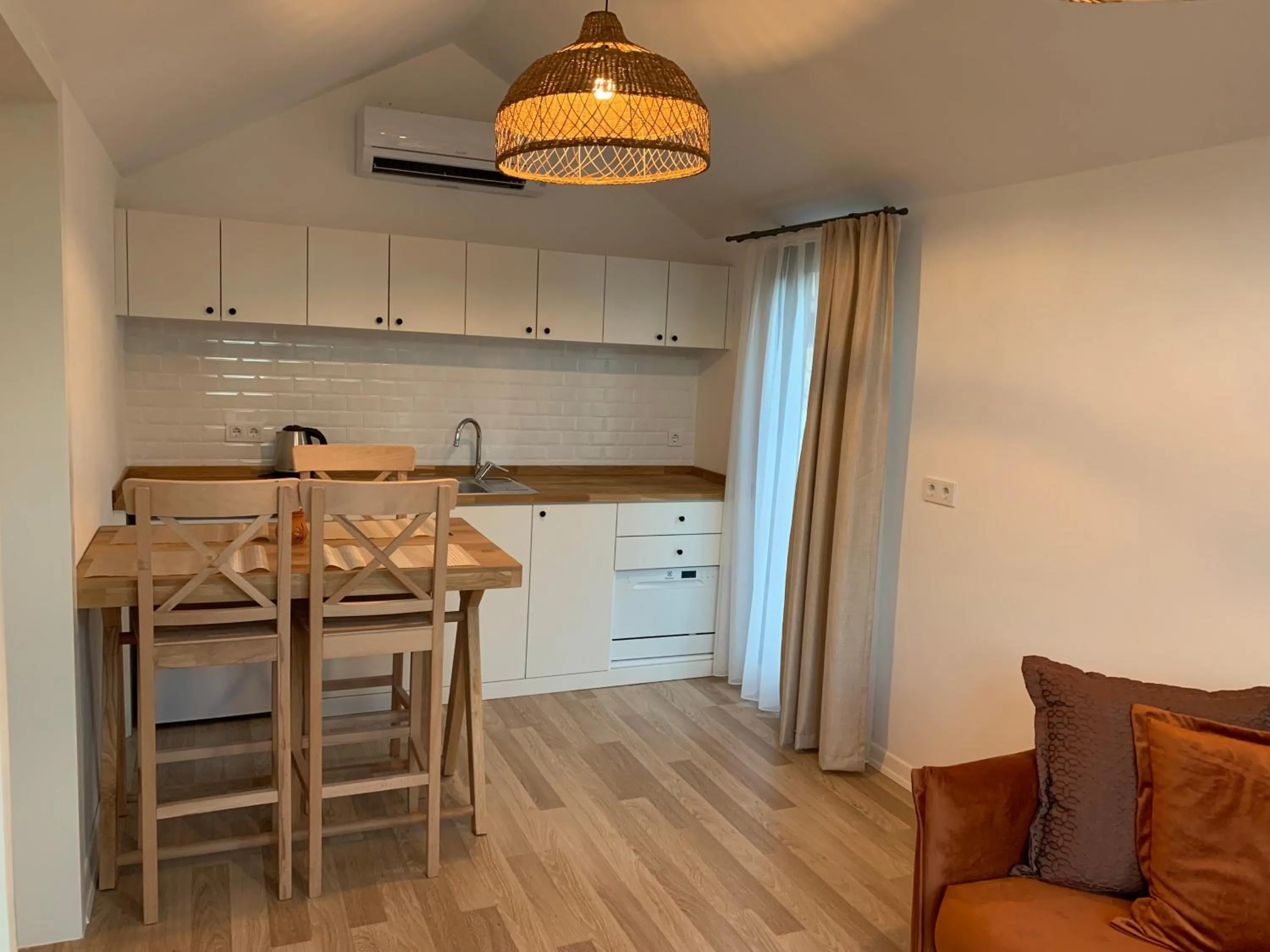 Living room in Kairos Hotel