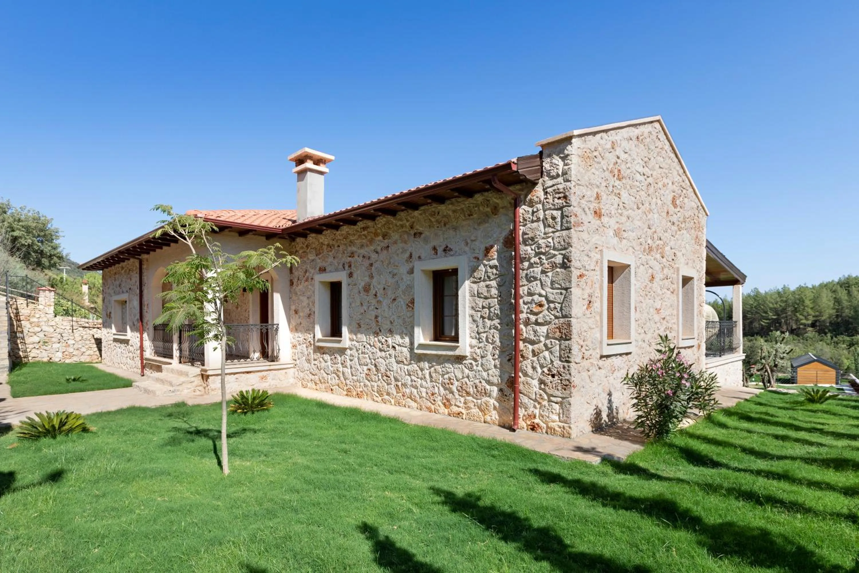Garden in Kairos Hotel