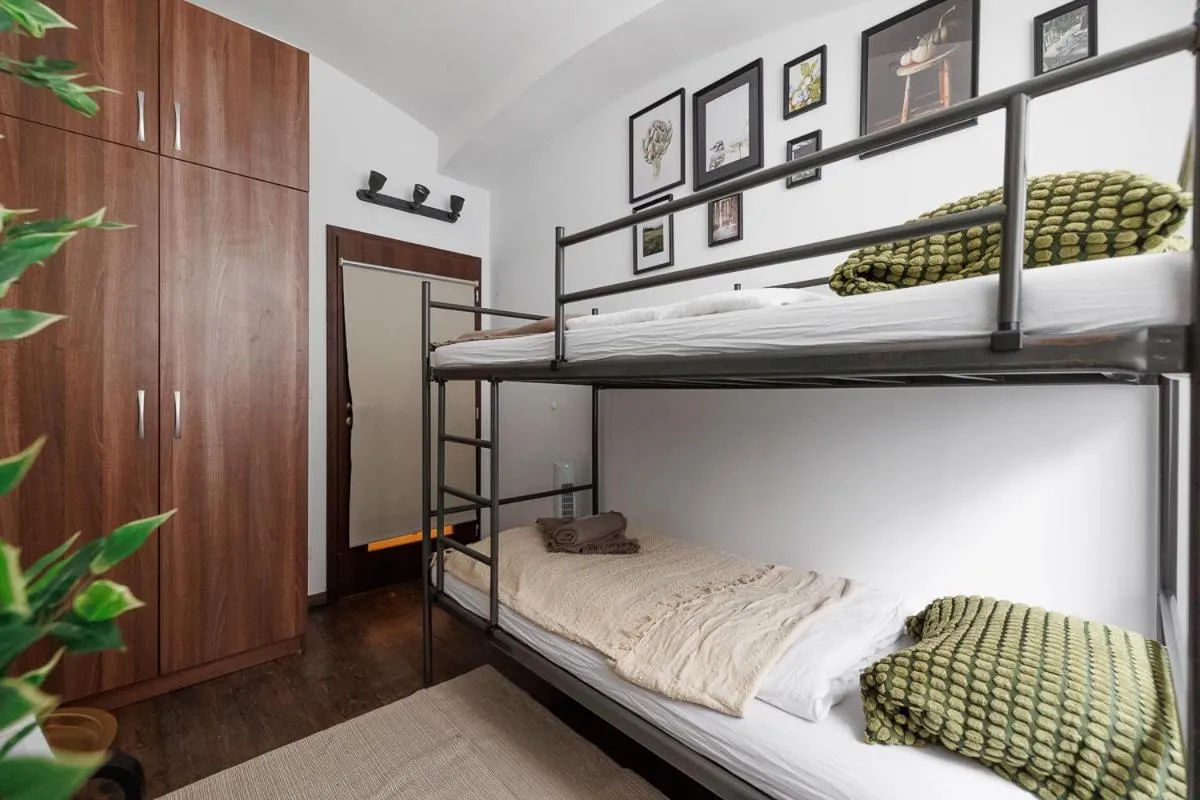 Bed in Vienna City Business Rooms