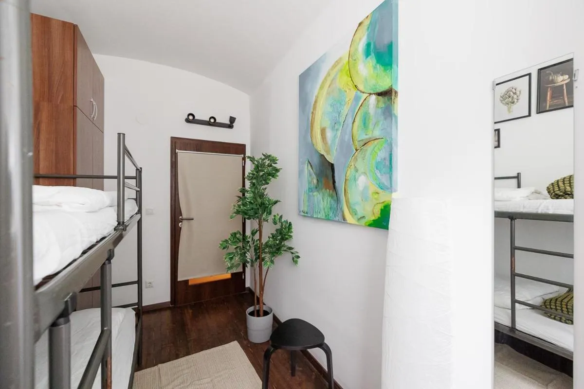 Bed in Vienna City Business Rooms