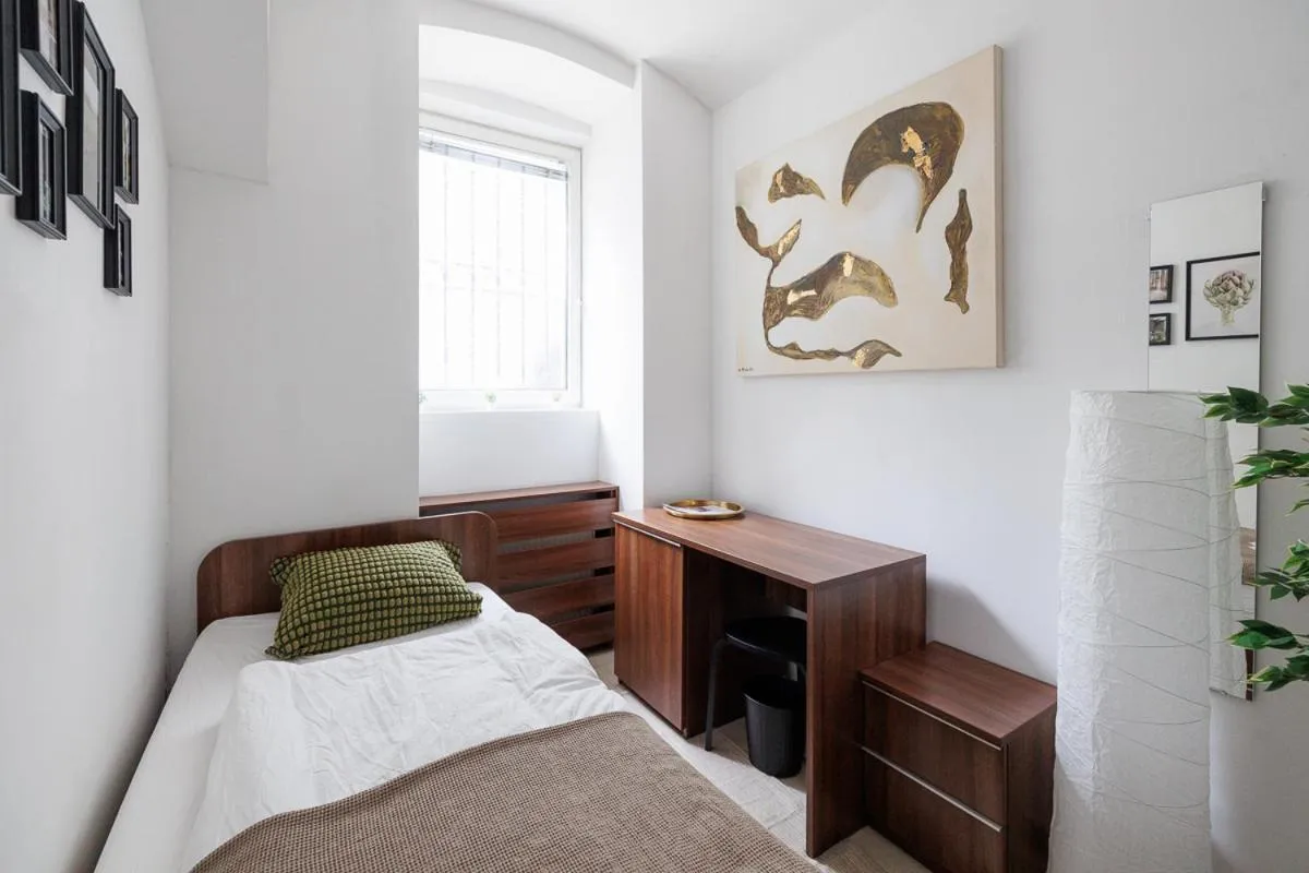 Bed in Vienna City Business Rooms