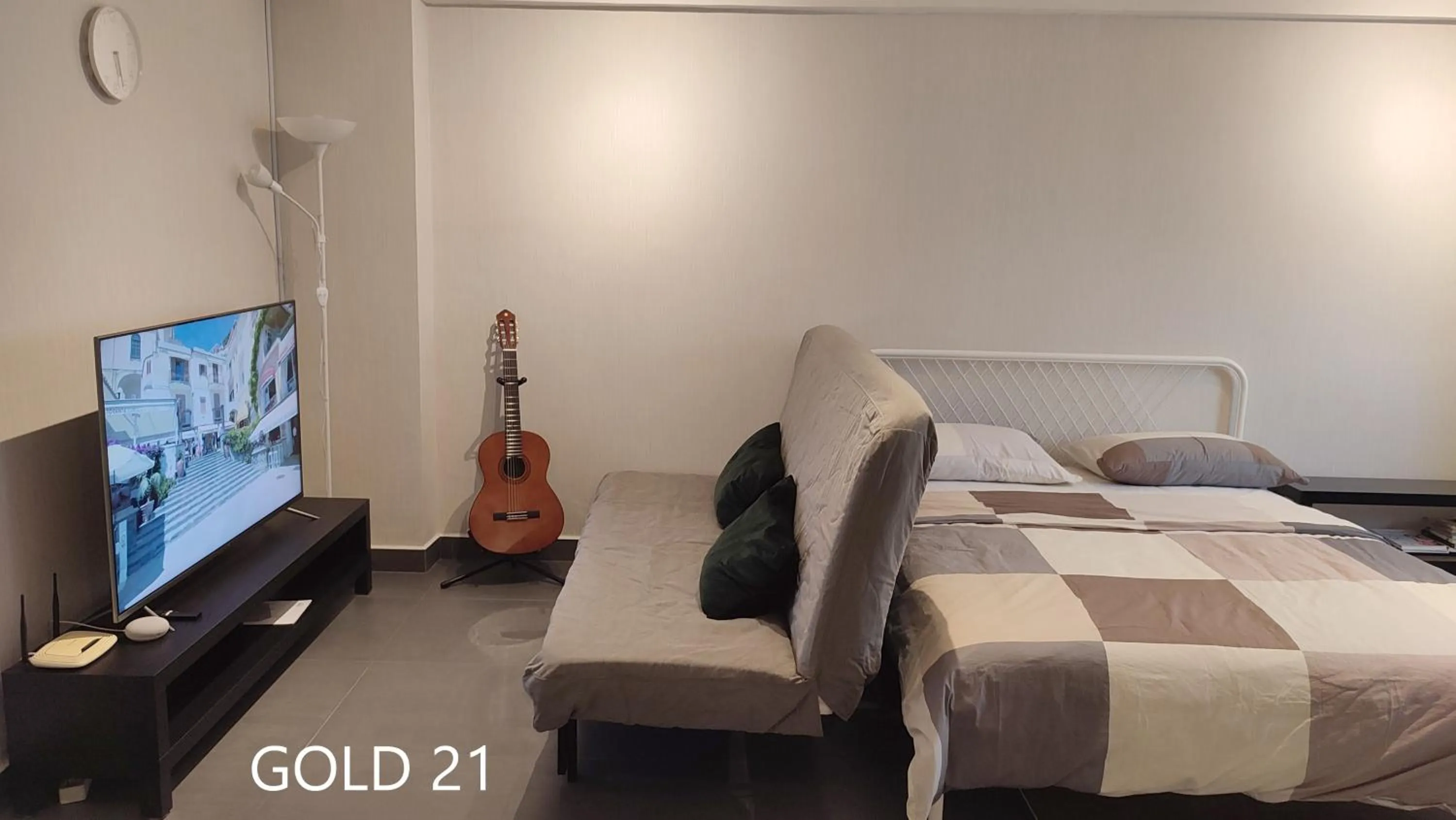 Bedroom, Bed in Papilukas Room Kalibata City - Studio Gold