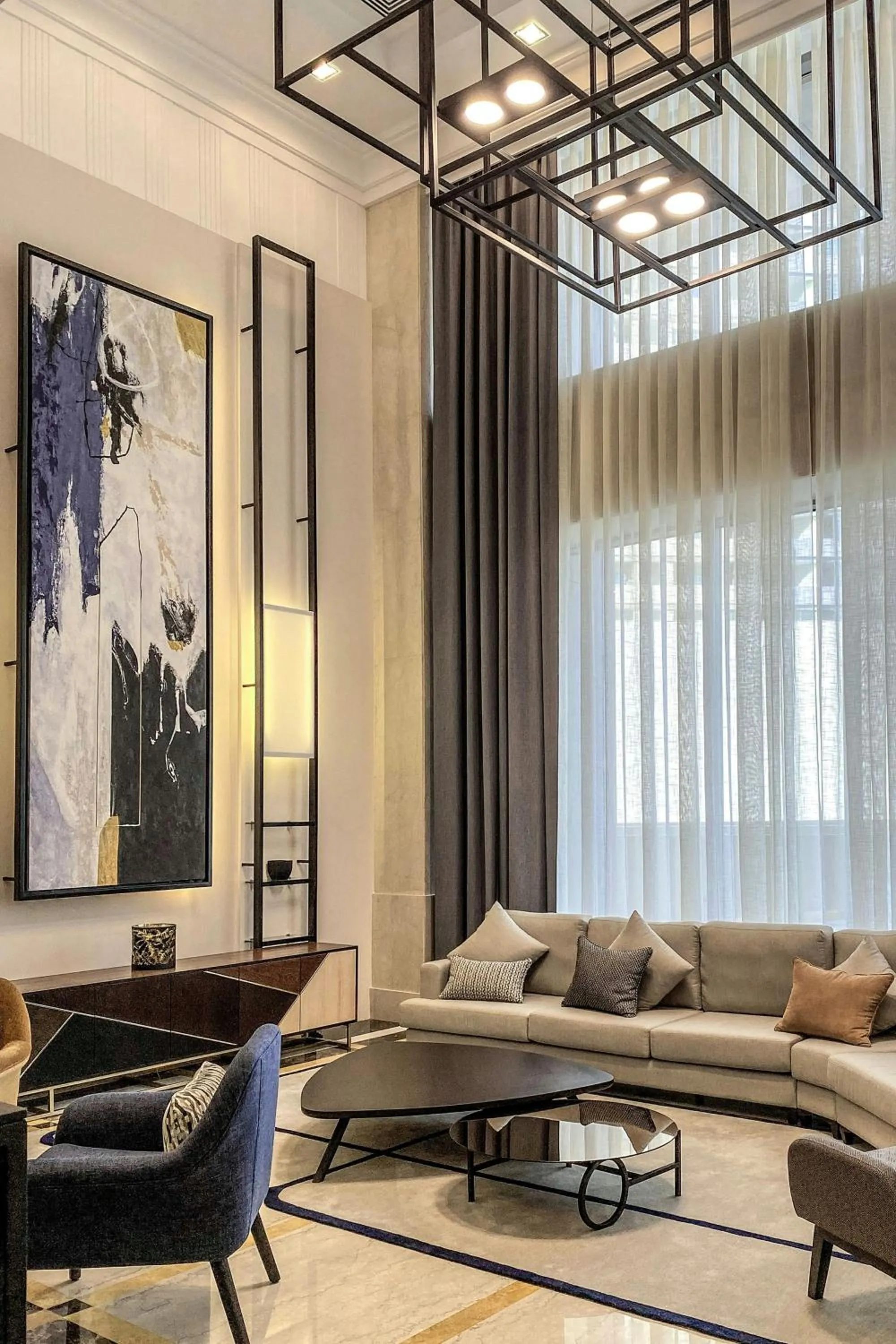 Lobby or reception in Marriott Executive Apartments Manama, Bahrain