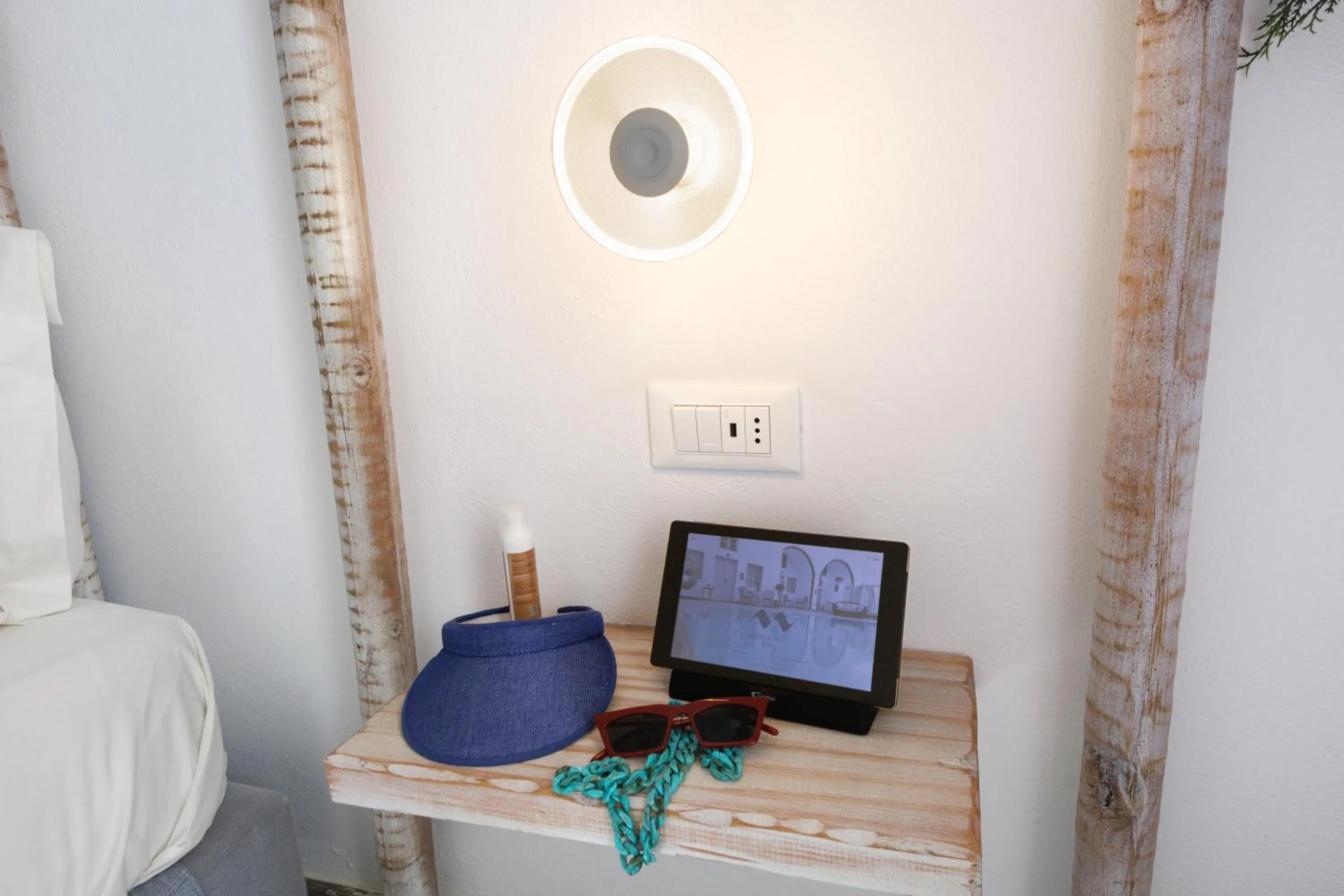 TV and multimedia, Bed in The Museum Project Oia