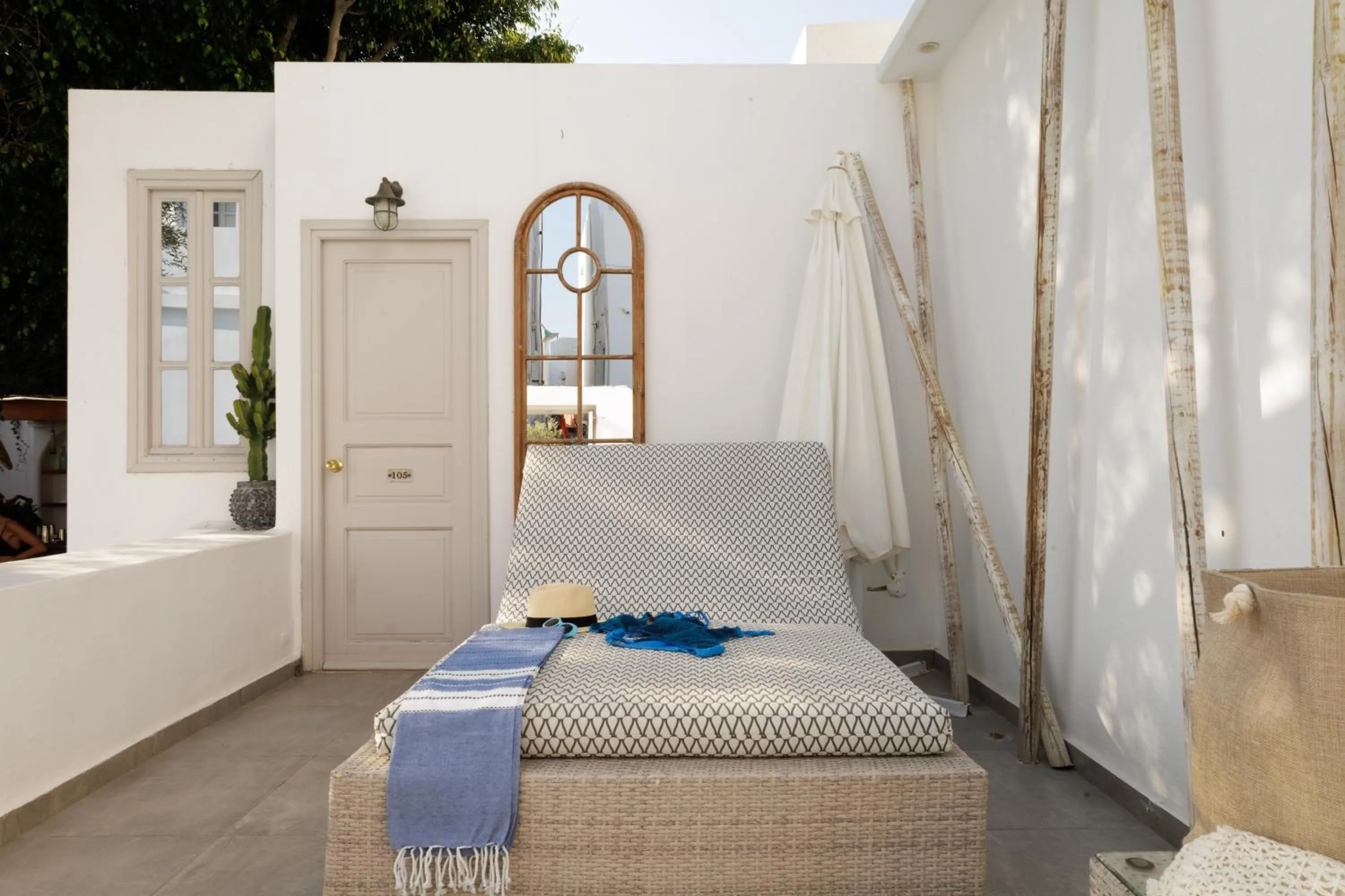 Balcony/Terrace, Bed in The Museum Project Oia