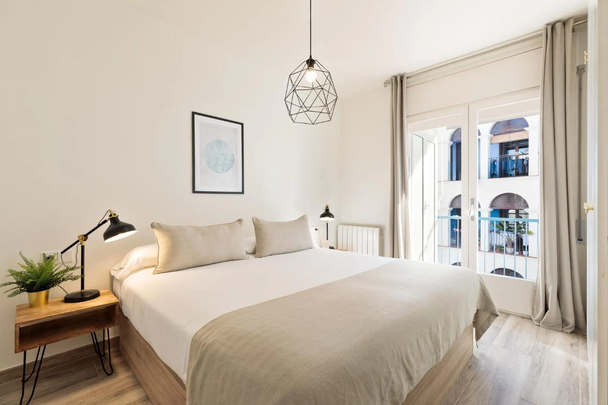 Bed in Sitges Group Blue&White