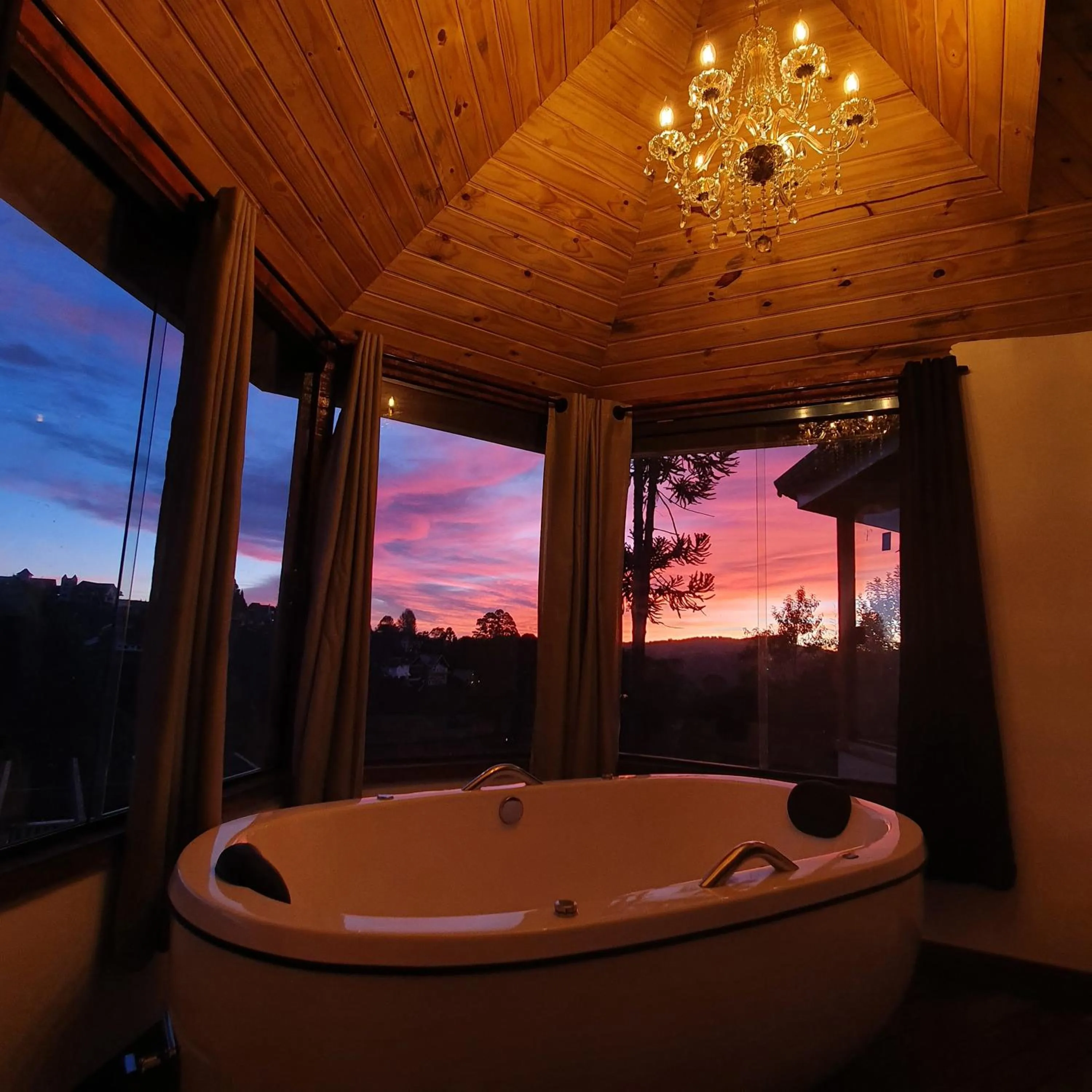 Hot Tub in Recanto dos Moinhos - Boutique Hotel