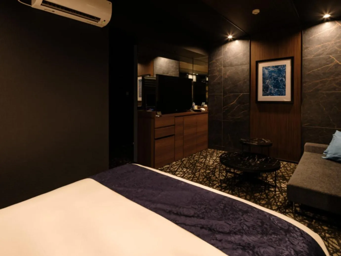 Photo of the whole room, Bed in Hotel Act Garden HAMAMATSU