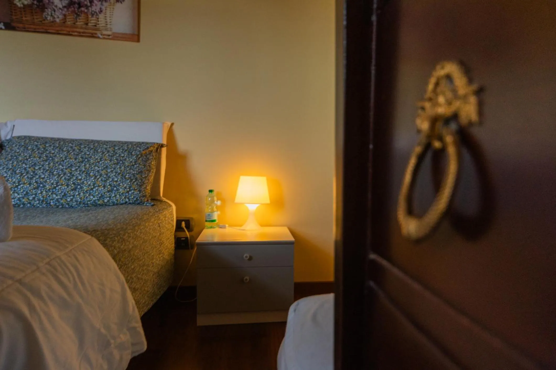 Bedroom, Bed in Santa Maria Apartments