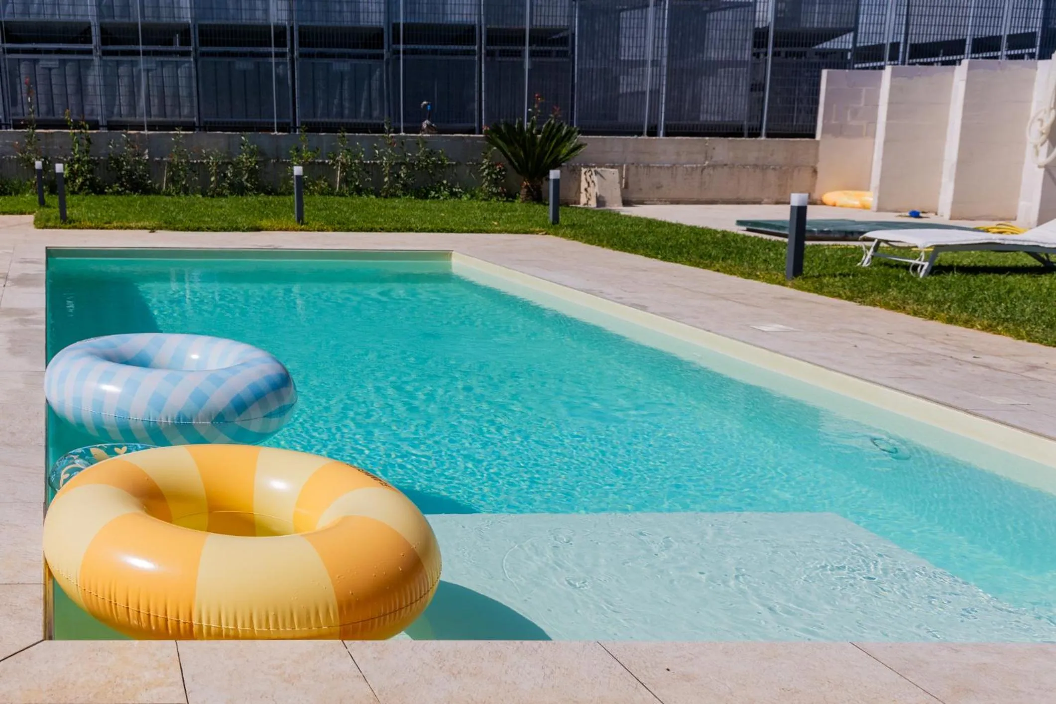 Day in Santa Maria Apartments