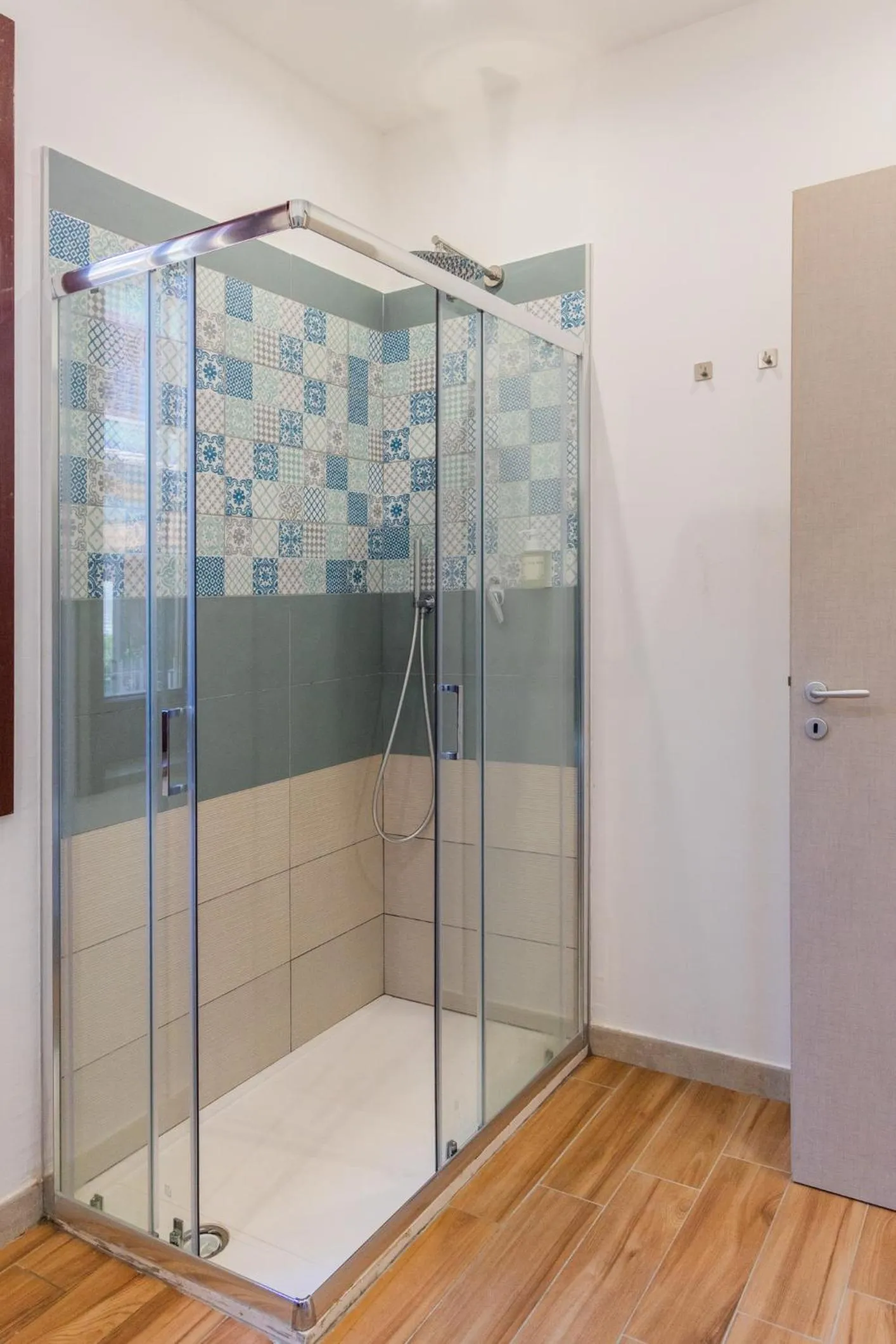 Shower in Santa Maria Apartments