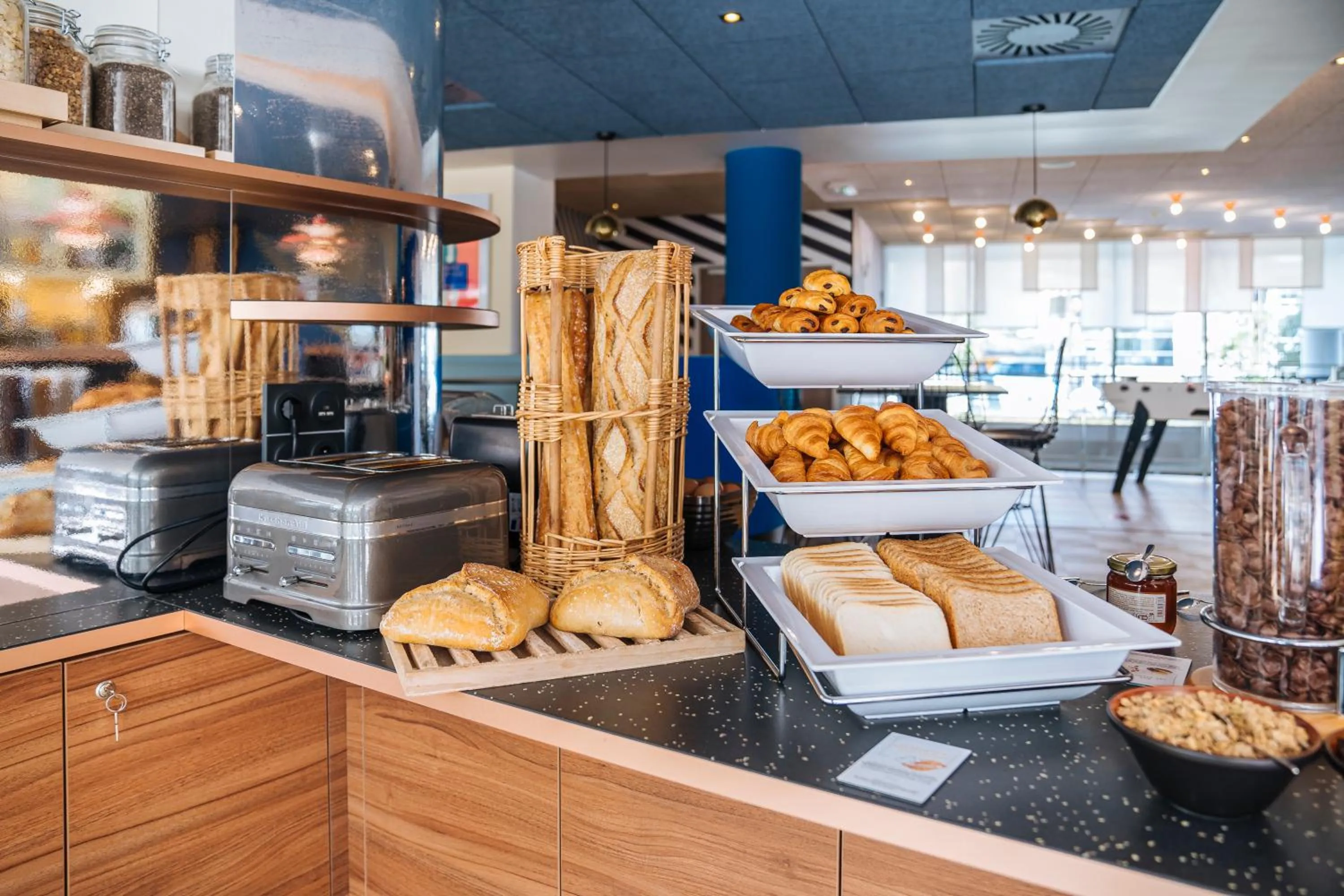 Food in ibis Styles Nice Aéroport Arenas