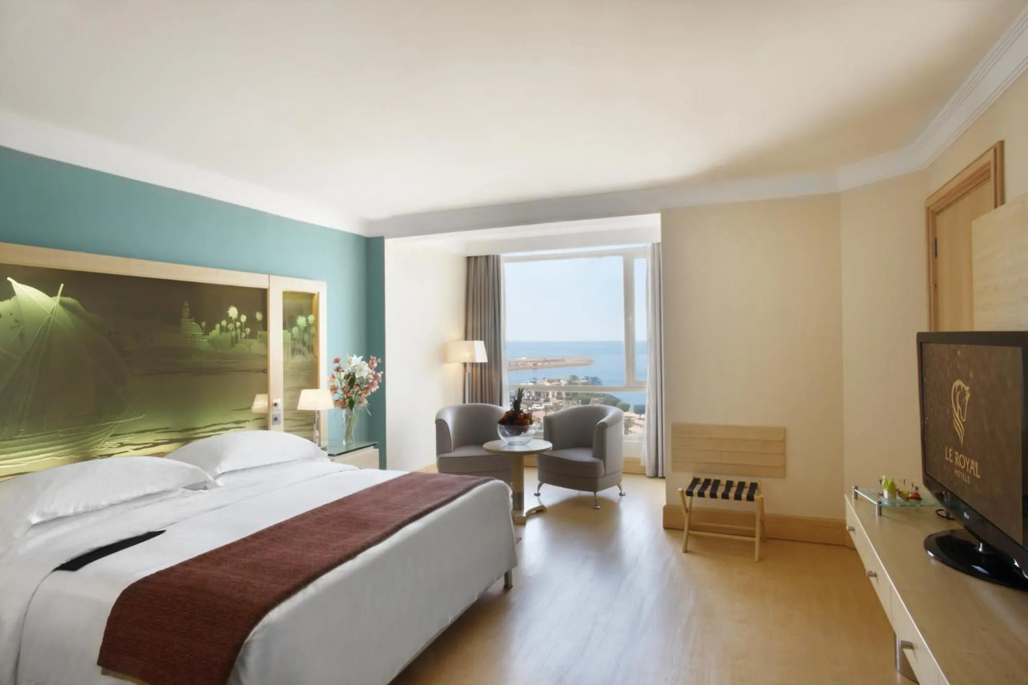 Day in Le Royal Hotel