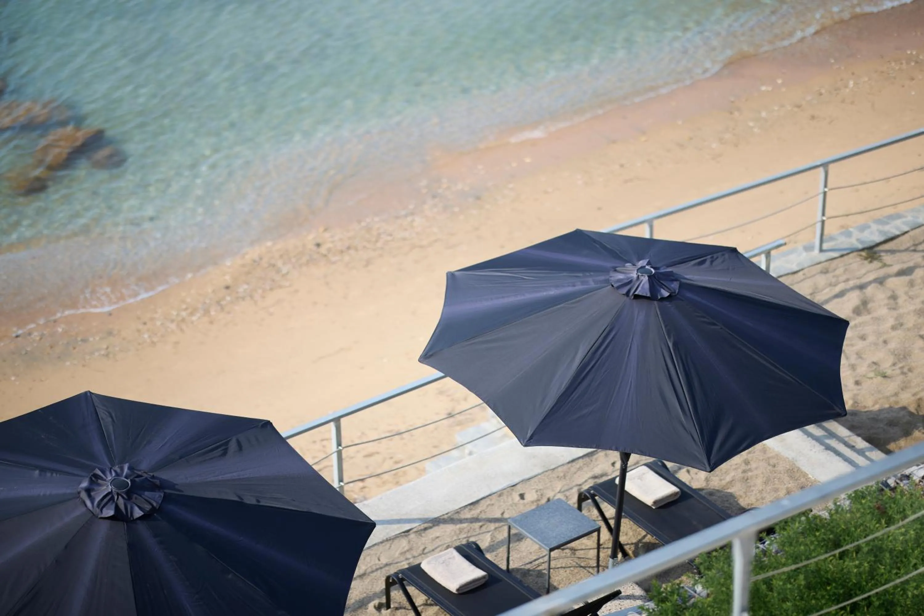 Day in Villa OMNIA - Luxury Bound on Earth