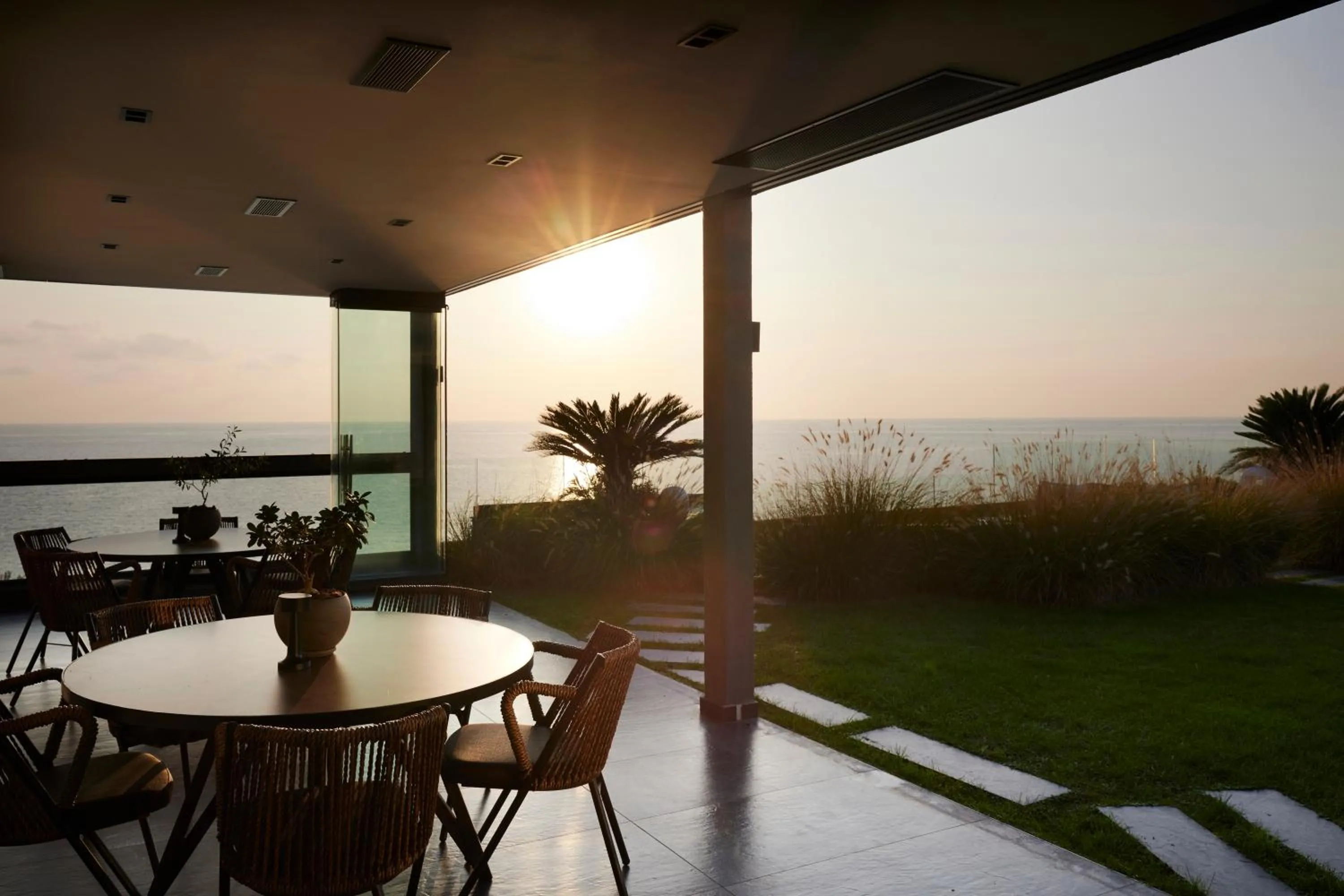 Patio in Villa OMNIA - Luxury Bound on Earth