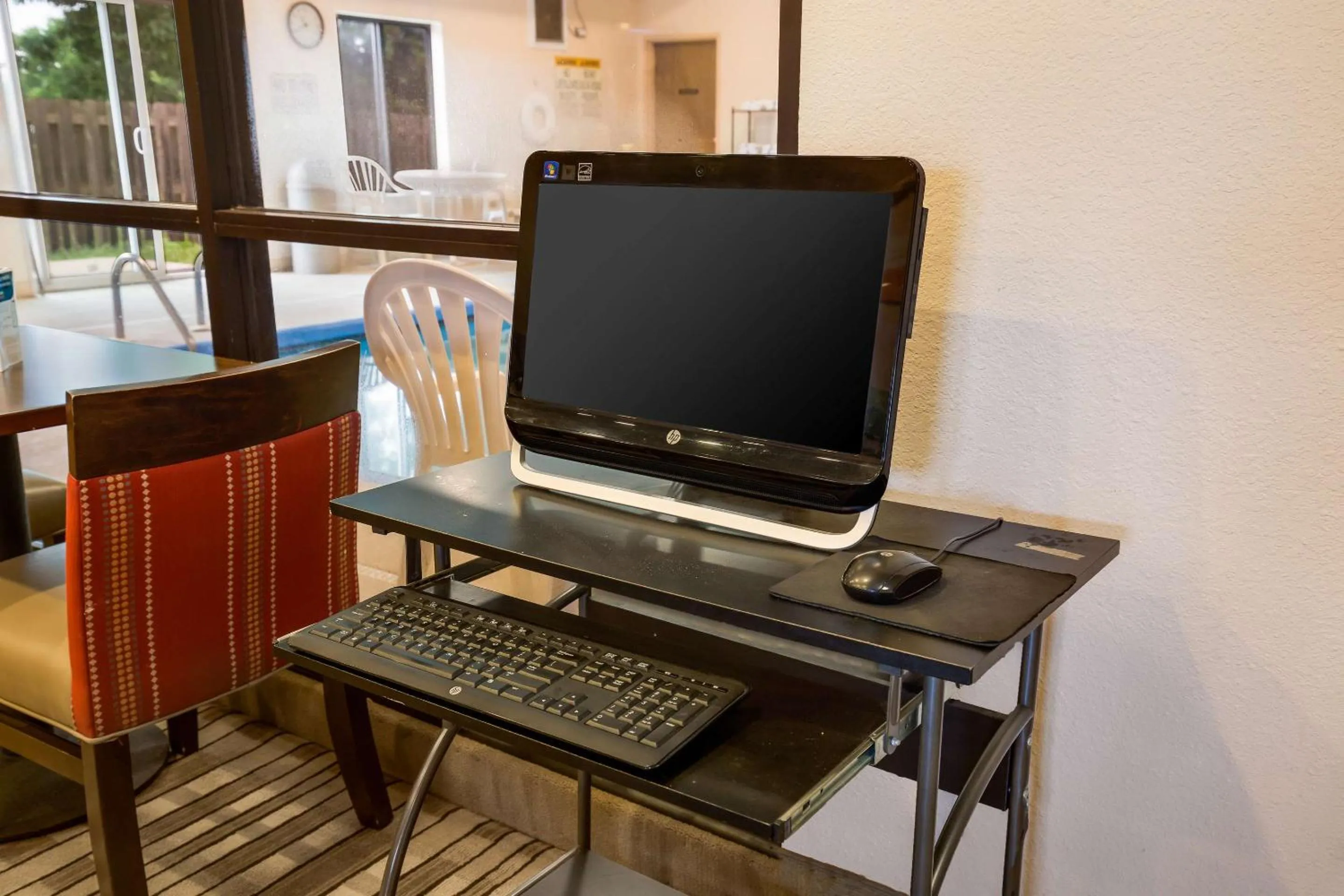 Business facilities in Quality Inn I-70 Near Kansas Speedway