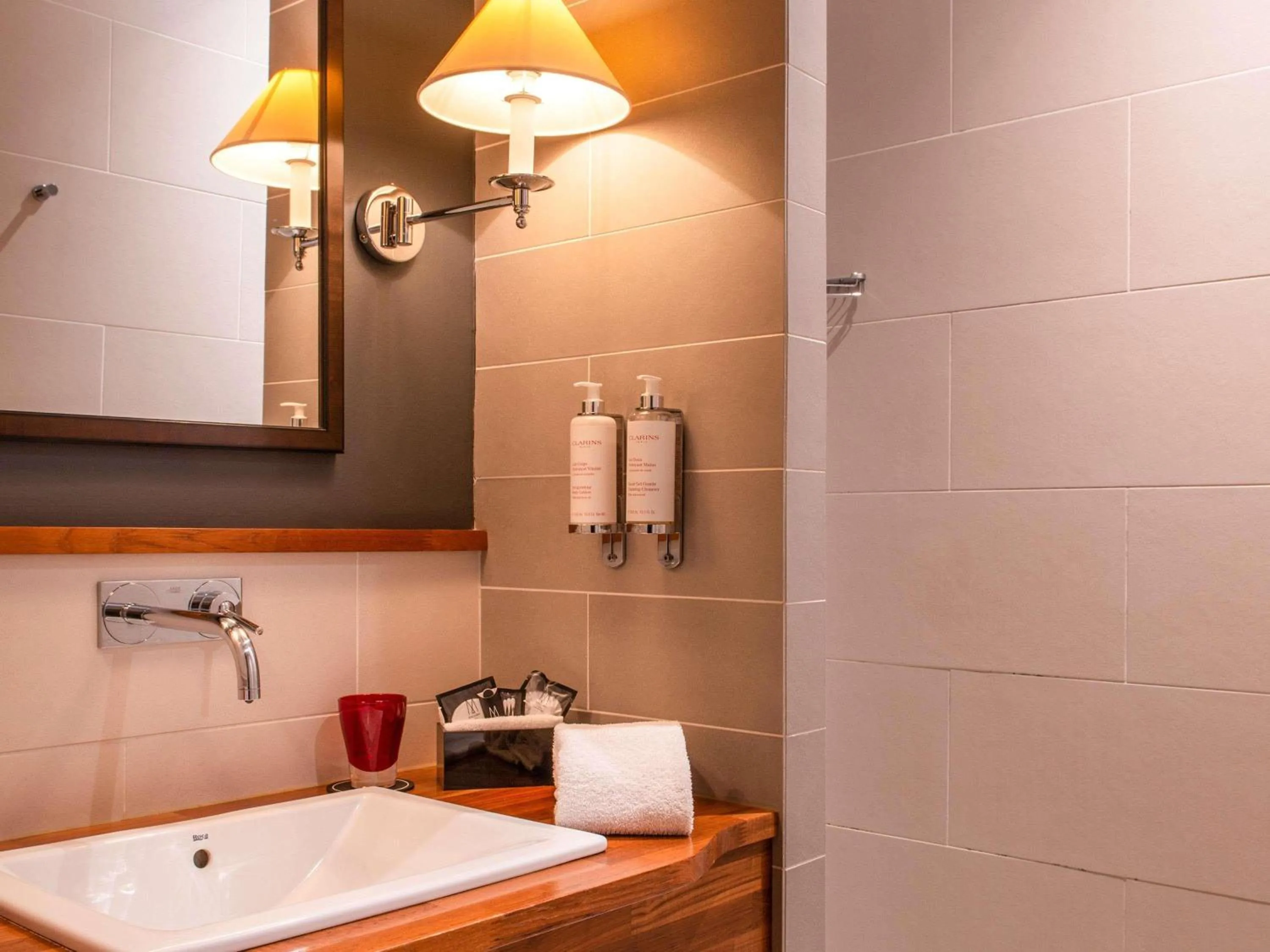 Bedroom in Royal Emeraude Hotel Dinard - MGallery Collection