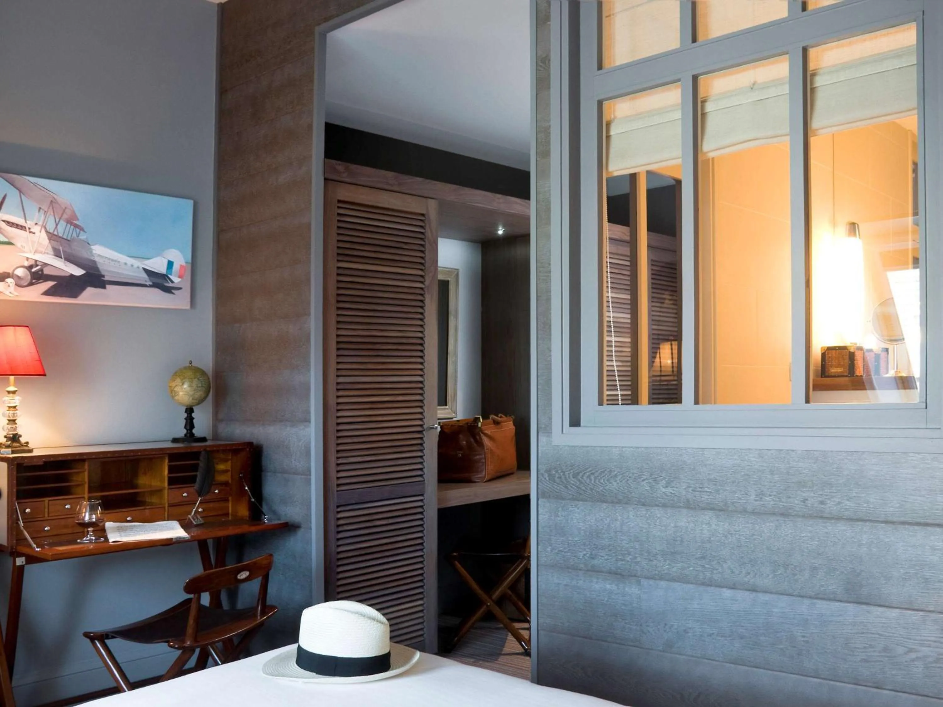 Photo of the whole room in Royal Emeraude Hotel Dinard - MGallery Collection