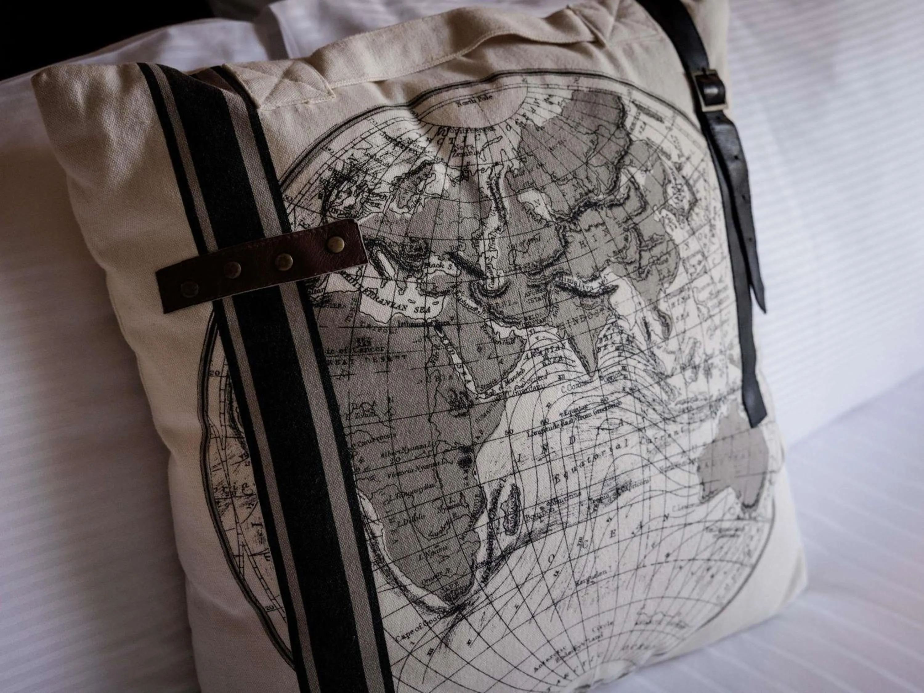 Bedroom in Royal Emeraude Hotel Dinard - MGallery Collection