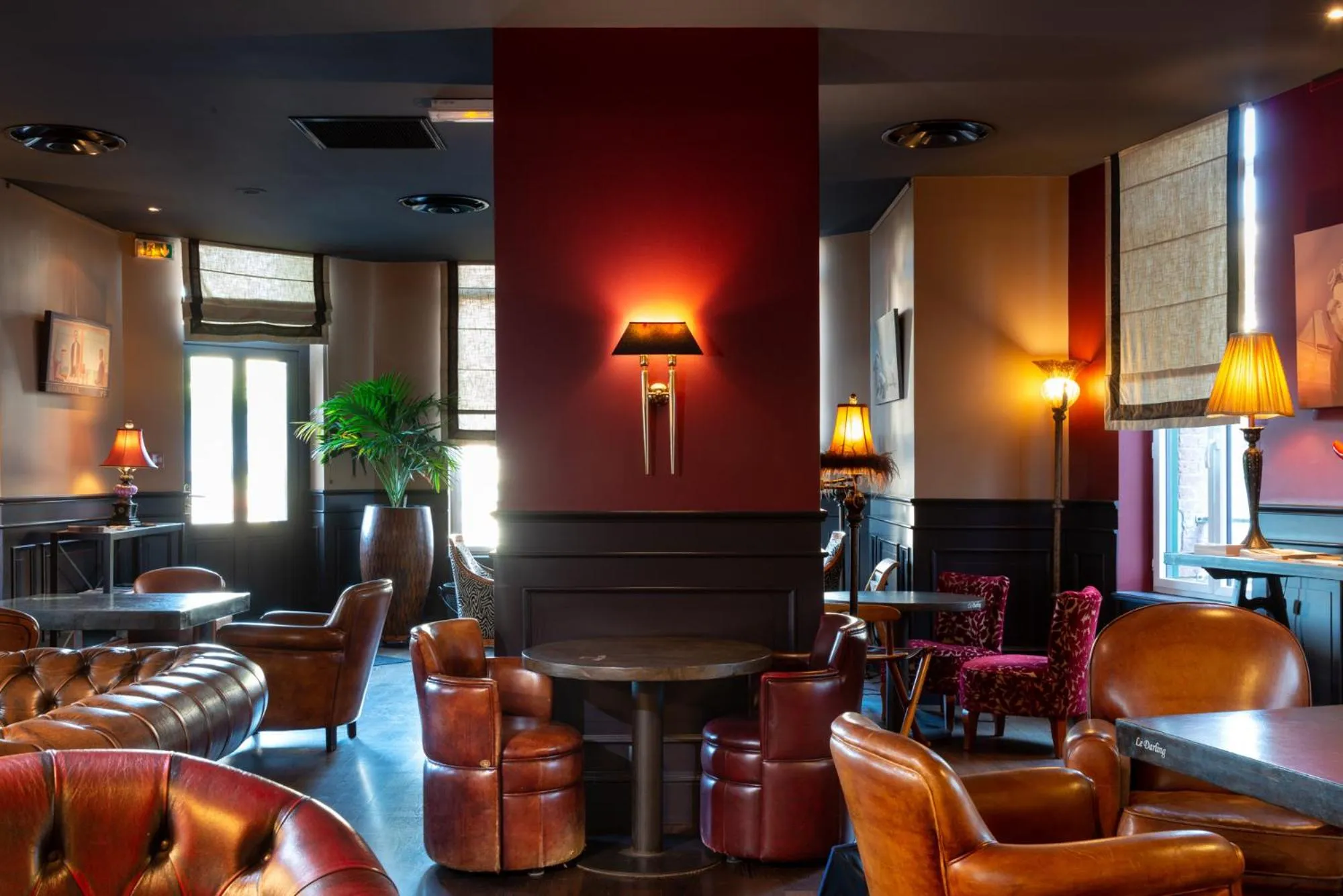 Lounge or bar in Royal Emeraude Hotel Dinard - MGallery Collection