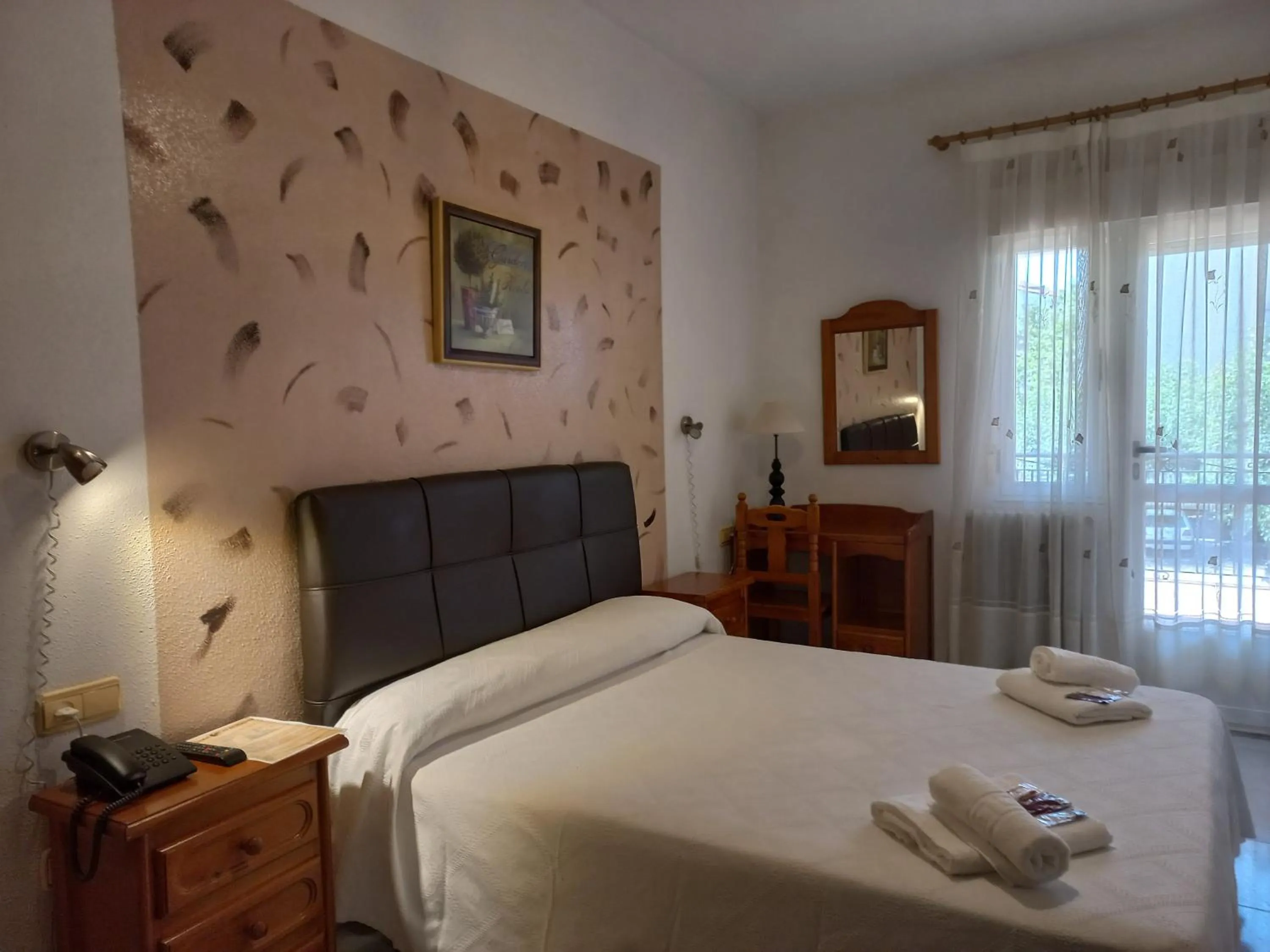 Bedroom, Bed in Hotel Rural El Molino