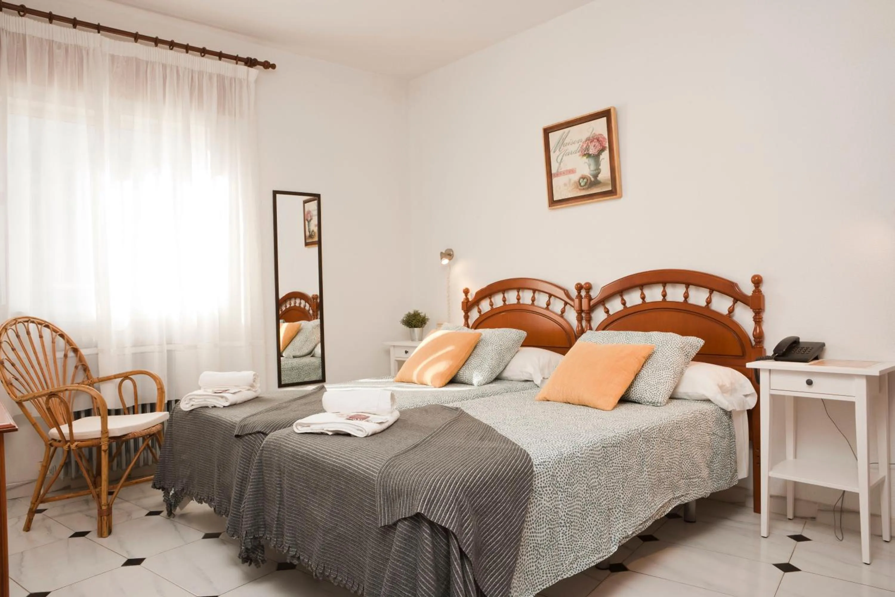 Photo of the whole room, Bed in Hotel Rural El Molino
