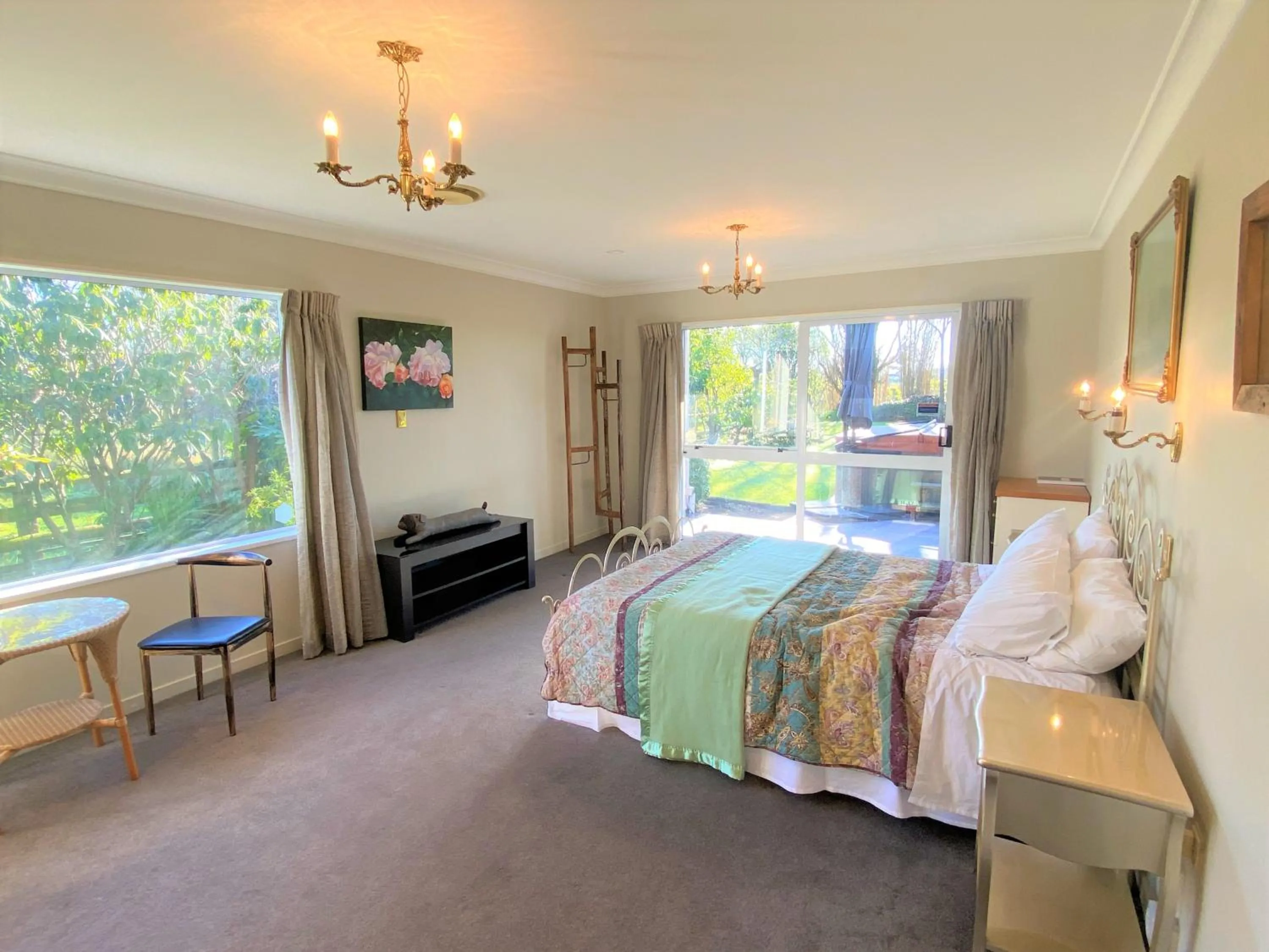 Bed in Calm Swan Villa