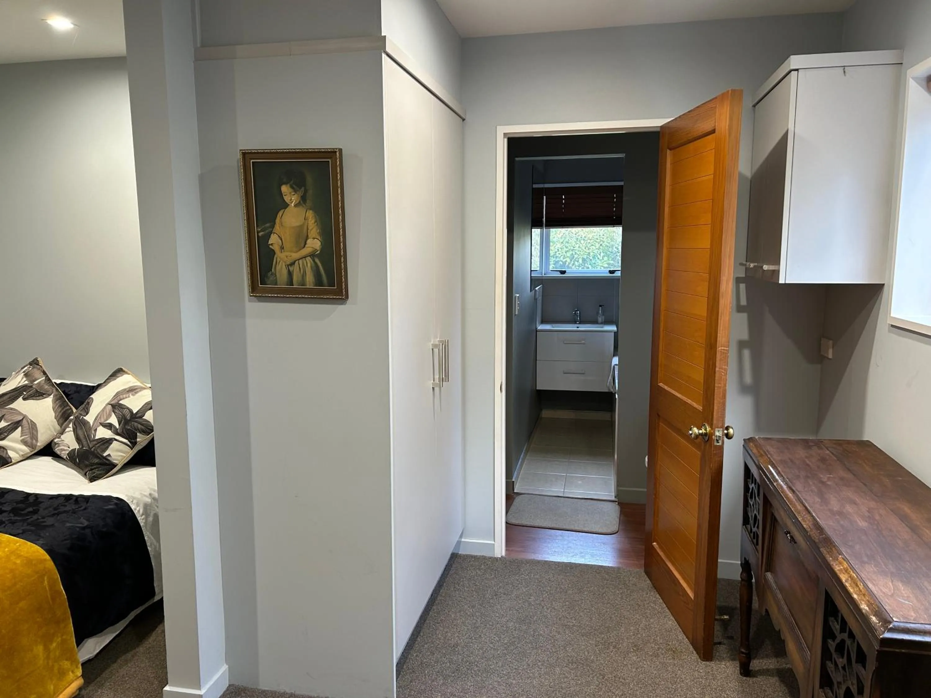 Bed in Calm Swan Villa