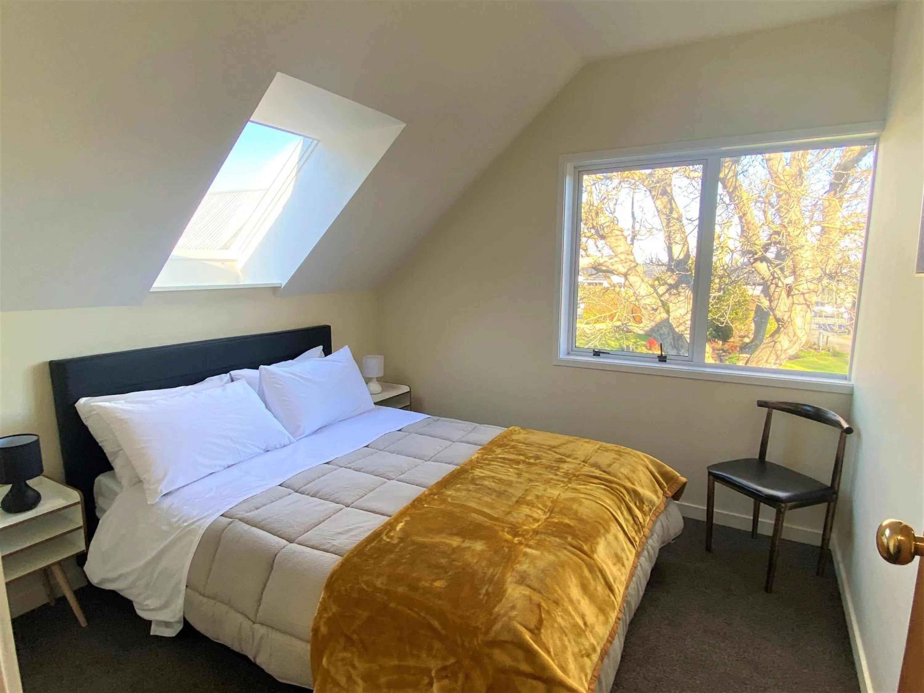 Bed in Calm Swan Villa