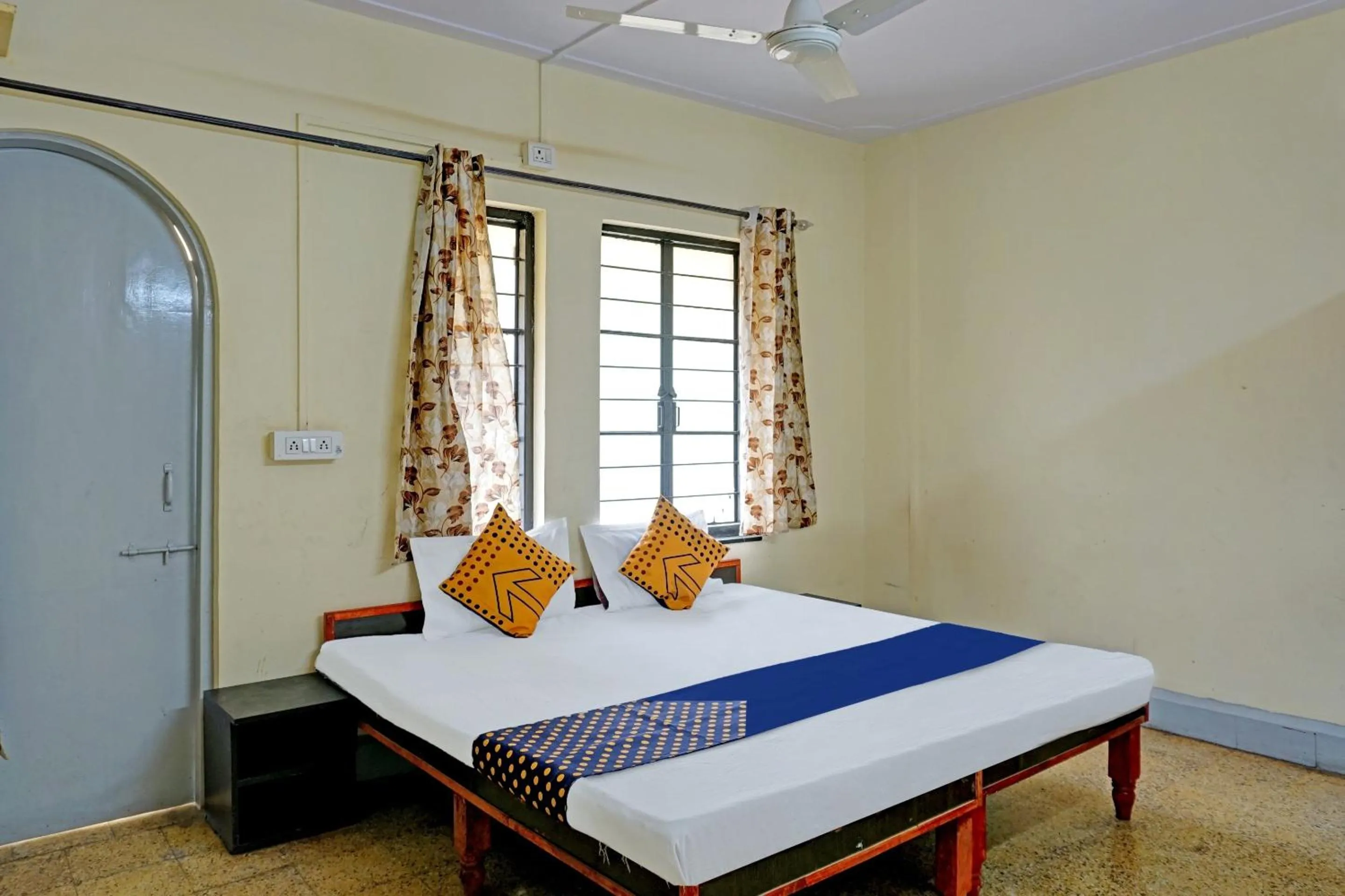 Bedroom, Bed in SPOT ON Hotel Prakash Residency, Near Hanuman Gym Ajmera Colony, Pimpri