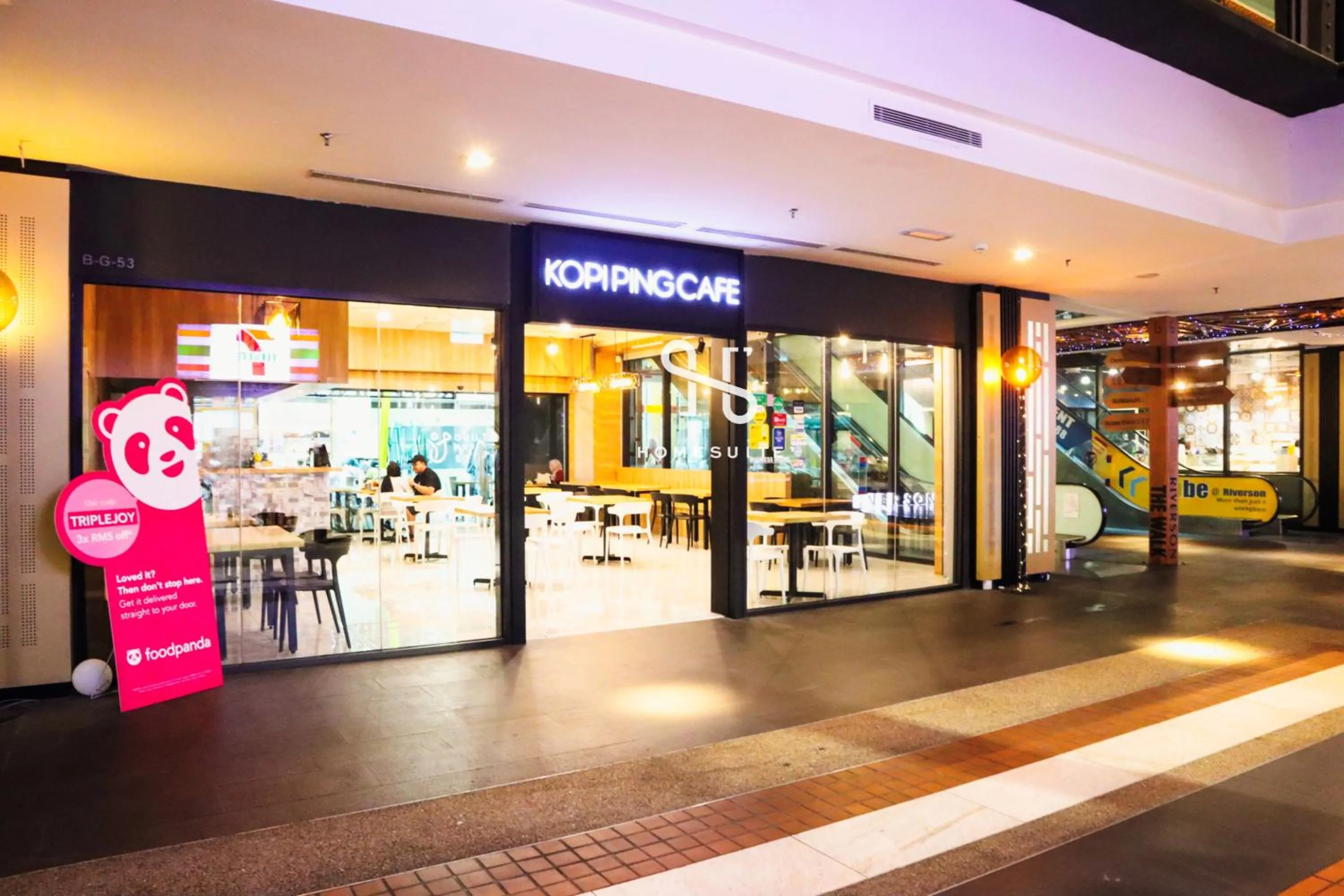 Neighbourhood in Homi Breeze at Sutera Avenue 和逸微风