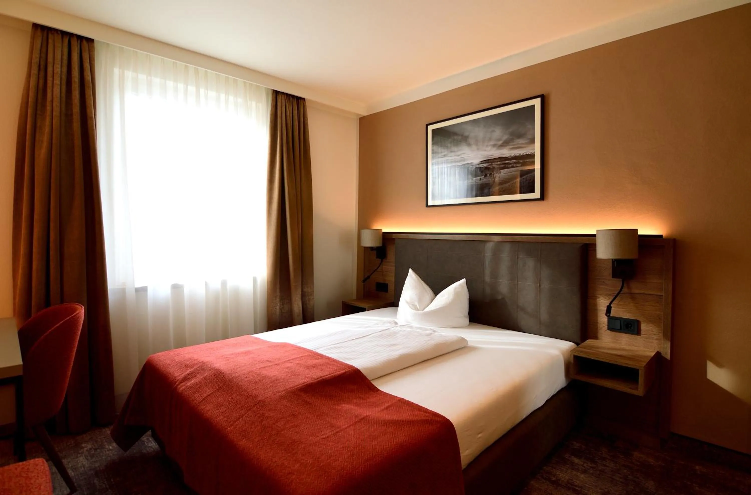 Photo of the whole room, Bed in Lindenberger Hof