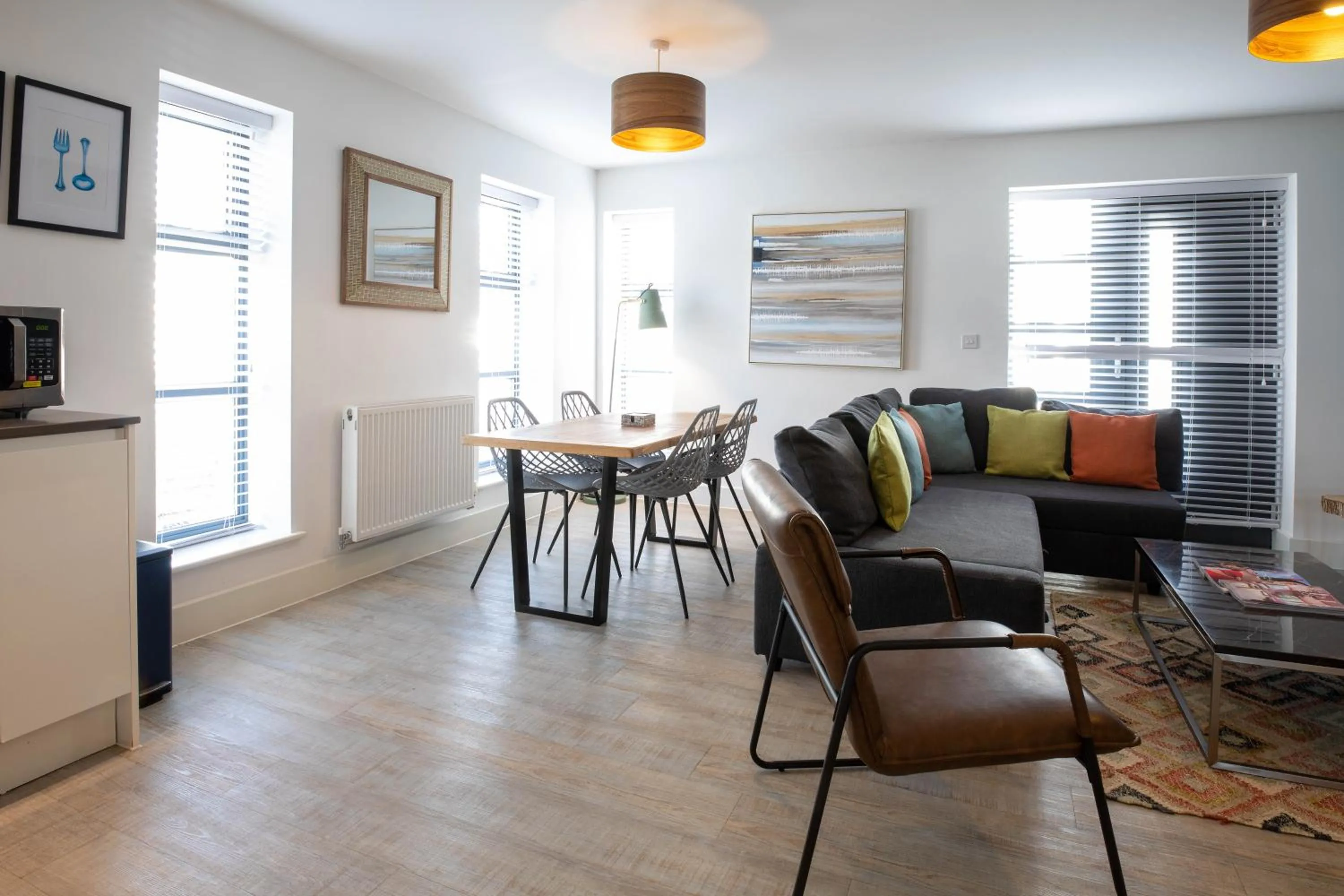 Dining area in Orchard Point
