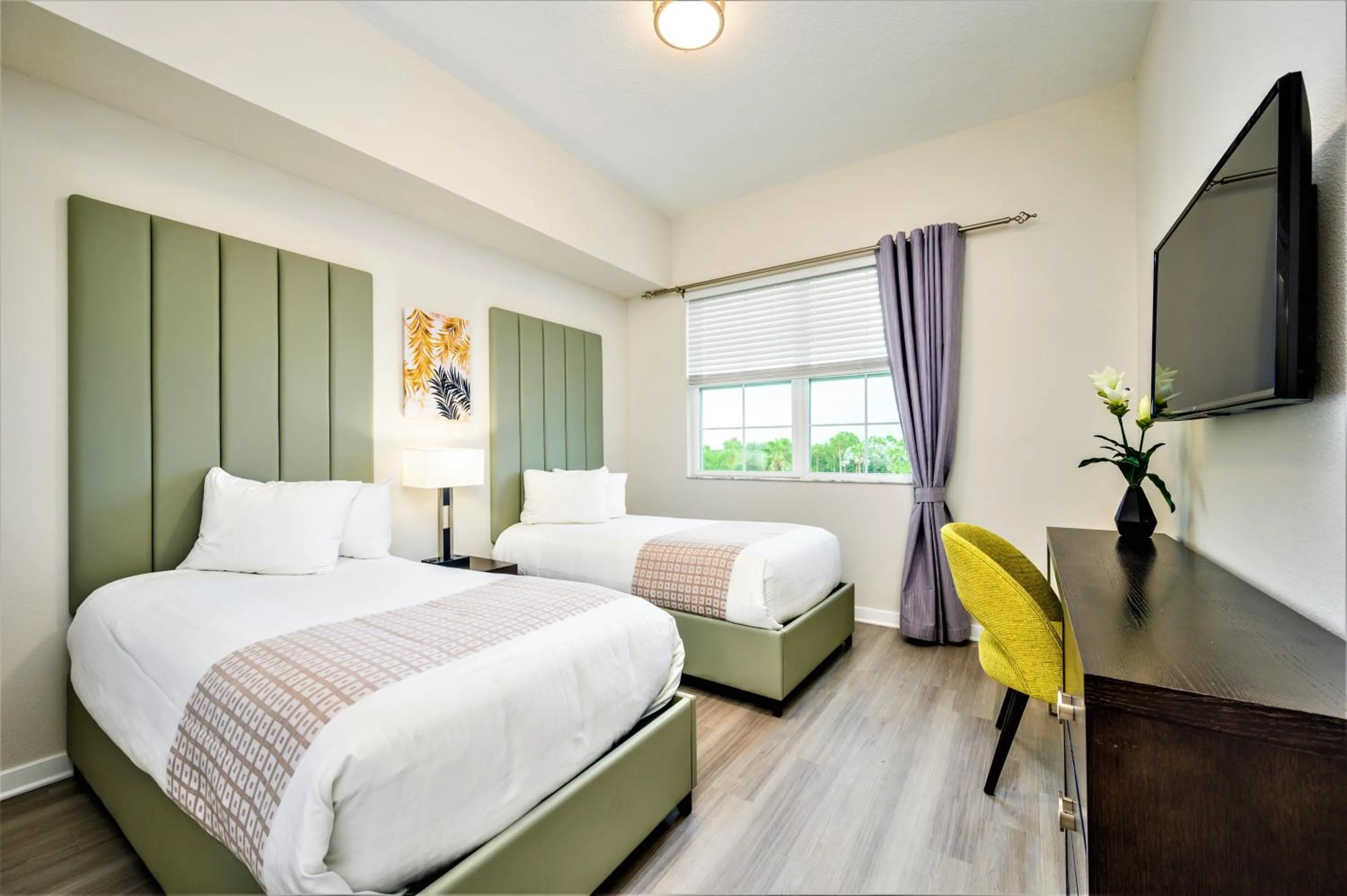 Bedroom, Bed in Vista Cay Resort by Millenium at Universal Blvd.