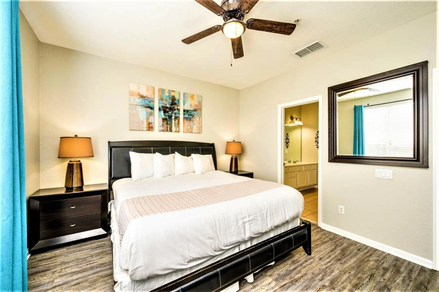 Bedroom, Bed in Vista Cay Resort by Millenium at Universal Blvd.