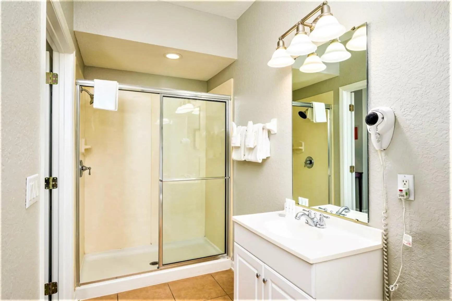 Bathroom in Vista Cay Resort by Millenium at Universal Blvd.