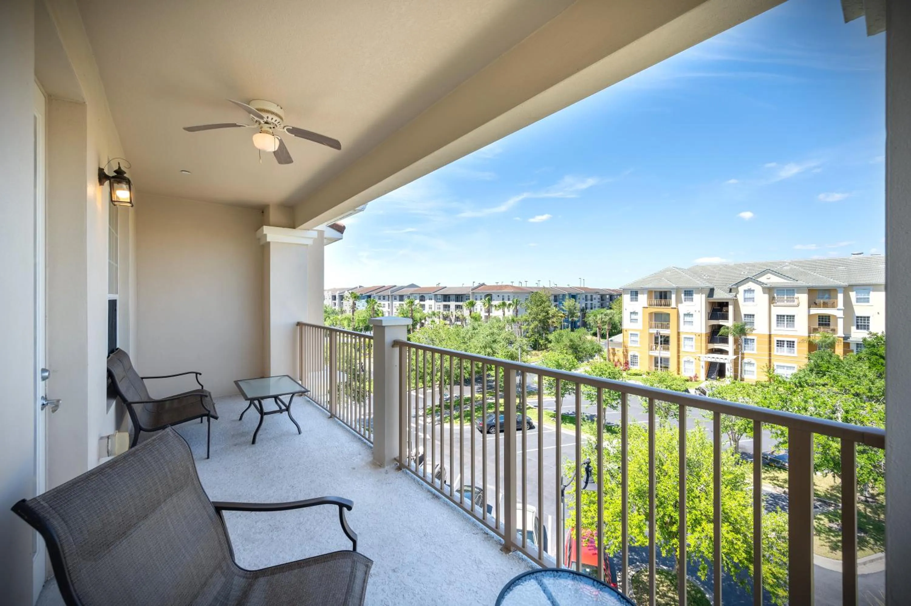 Balcony/Terrace in Vista Cay Resort by Millenium at Universal Blvd.