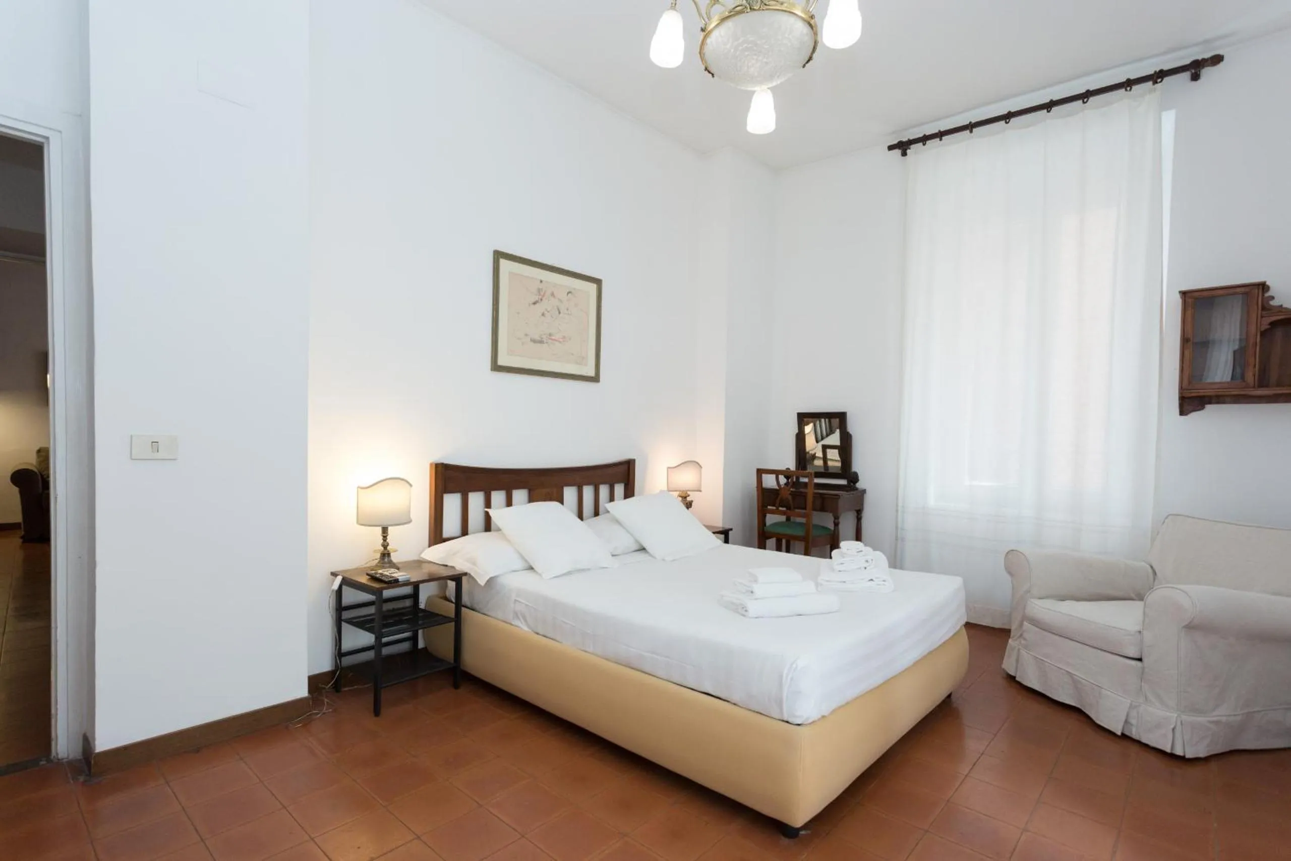 Bed in Campo de Fiori Lovely Apartment