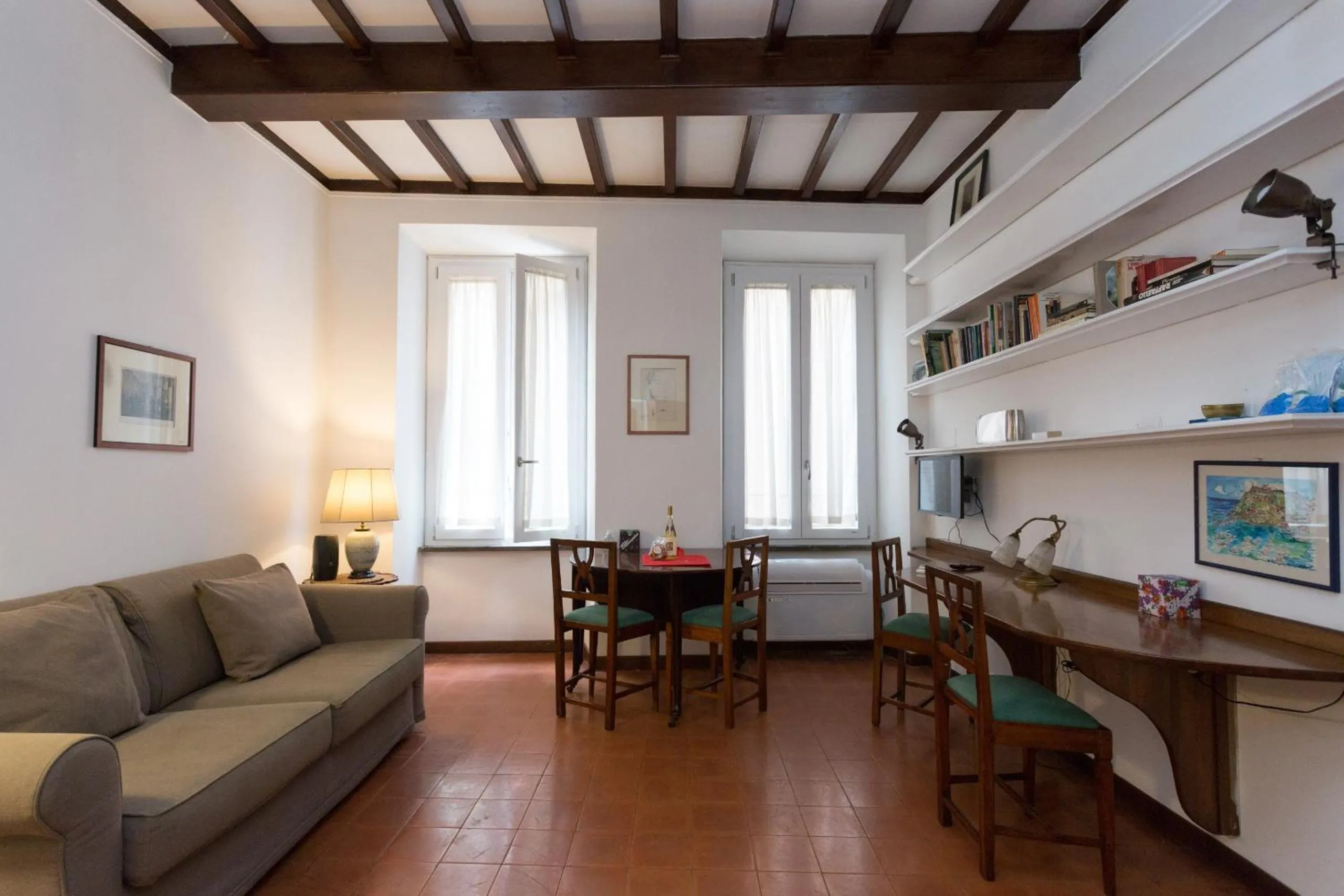 Living room in Campo de Fiori Lovely Apartment
