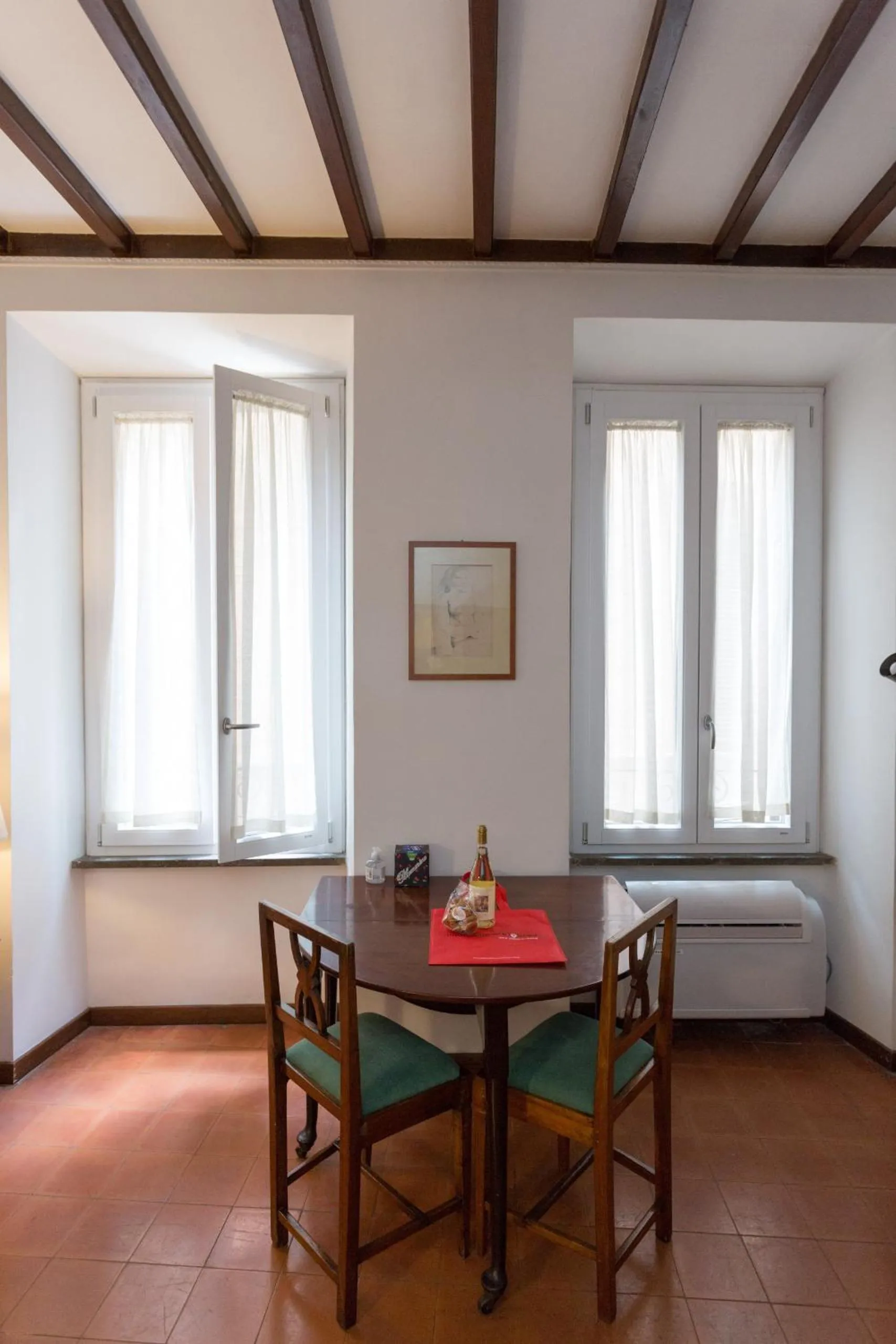 Living room in Campo de Fiori Lovely Apartment