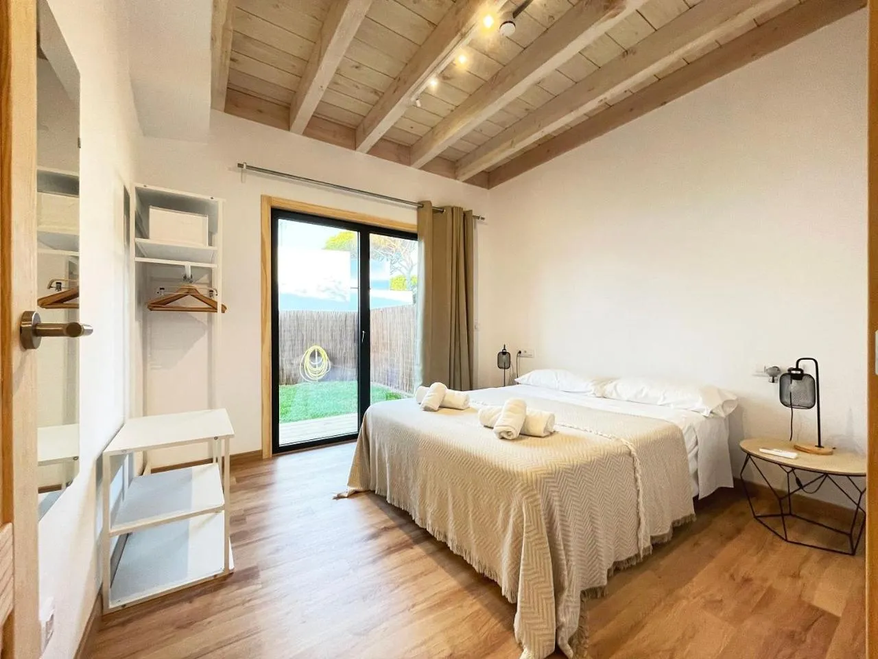 Apartamentos Biopasivos Living Pura Madera