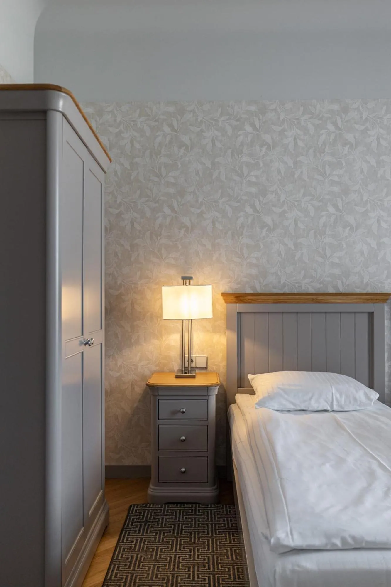 Bed in Roze Republikas Apartments