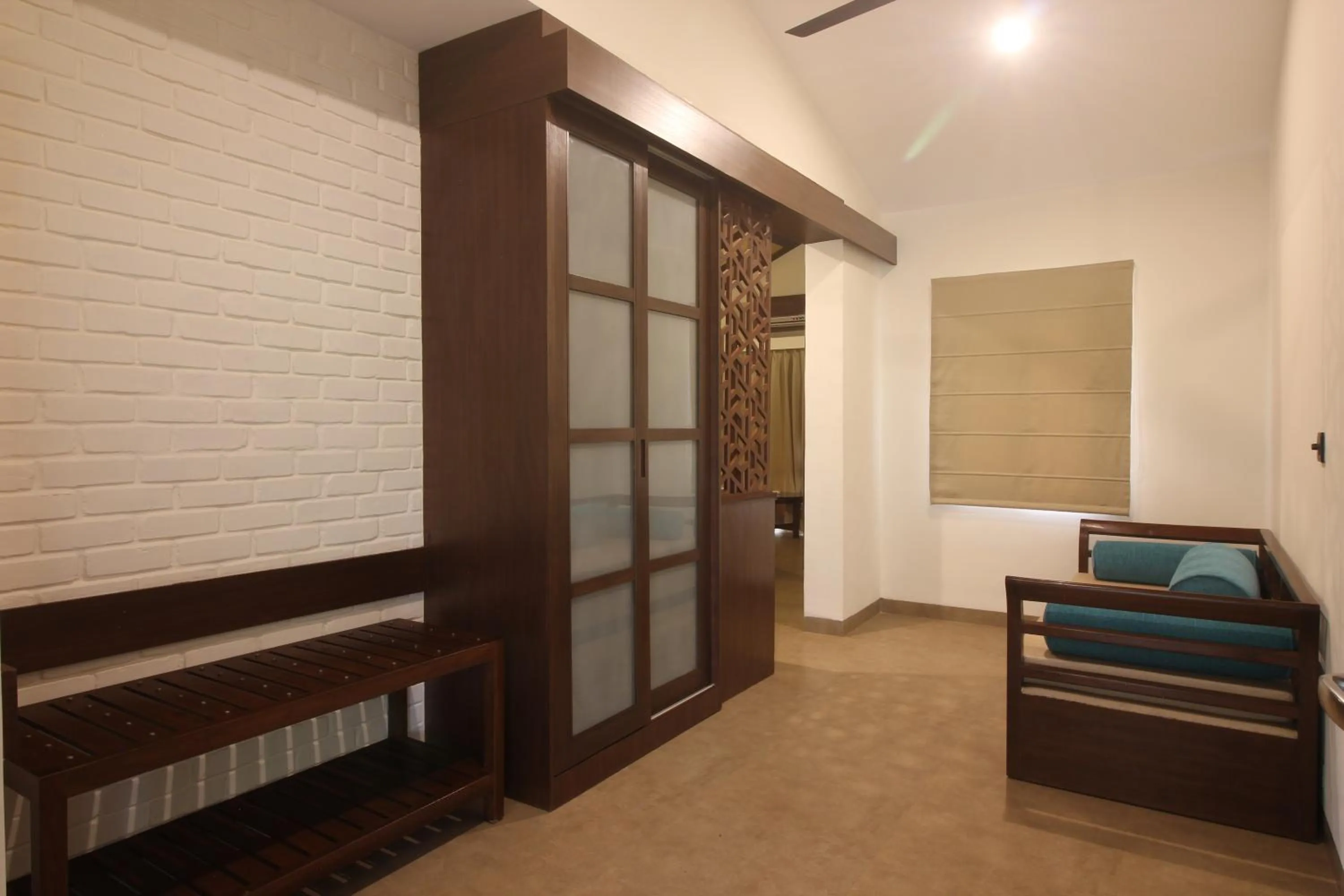 Living room, Bed in Regenta Jungle Resort Kabini Springs