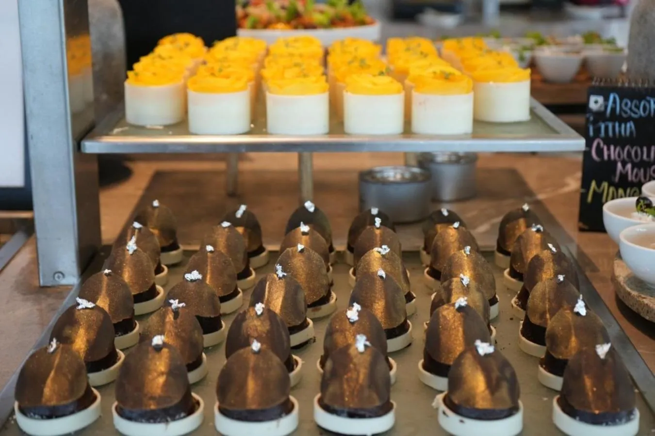 Restaurant/places to eat in Vivanta Bhubaneswar DN Square