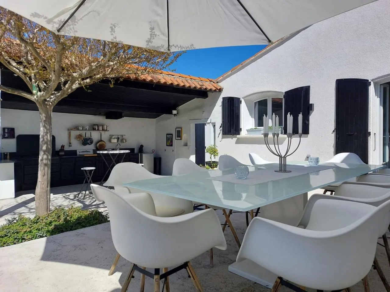 Patio in Croissant de Lune