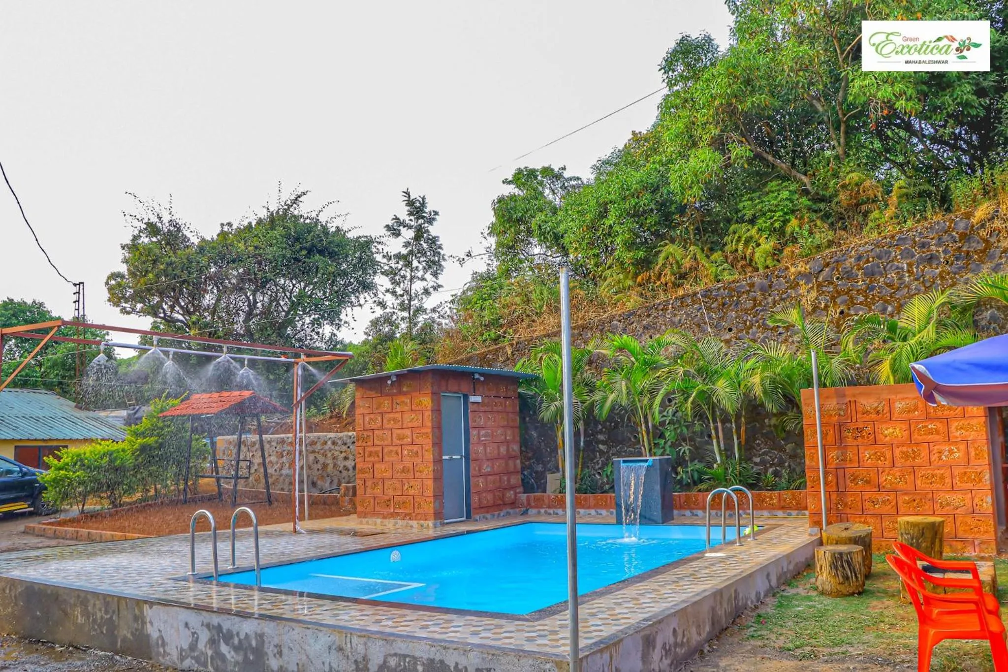Swimming pool in Hotel Green Exotica Mahabaleshwar