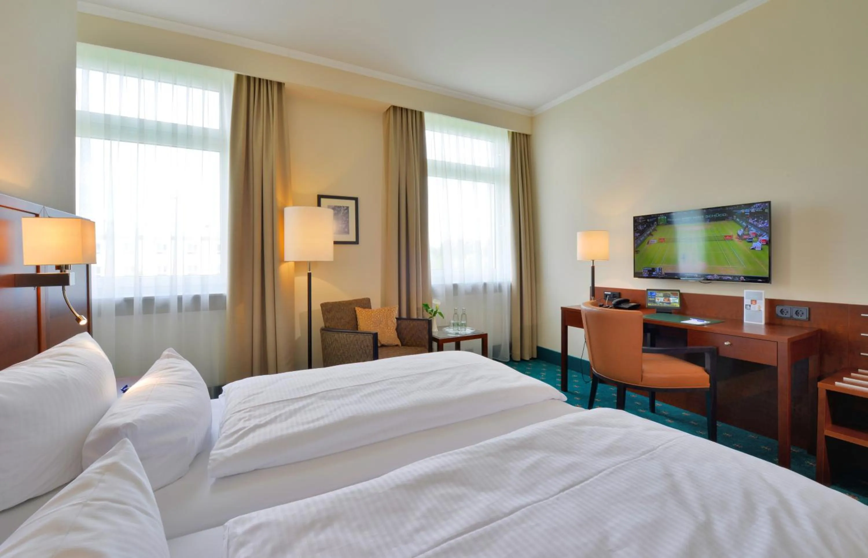 Bedroom, Bed in Hotel Der Lindenhof