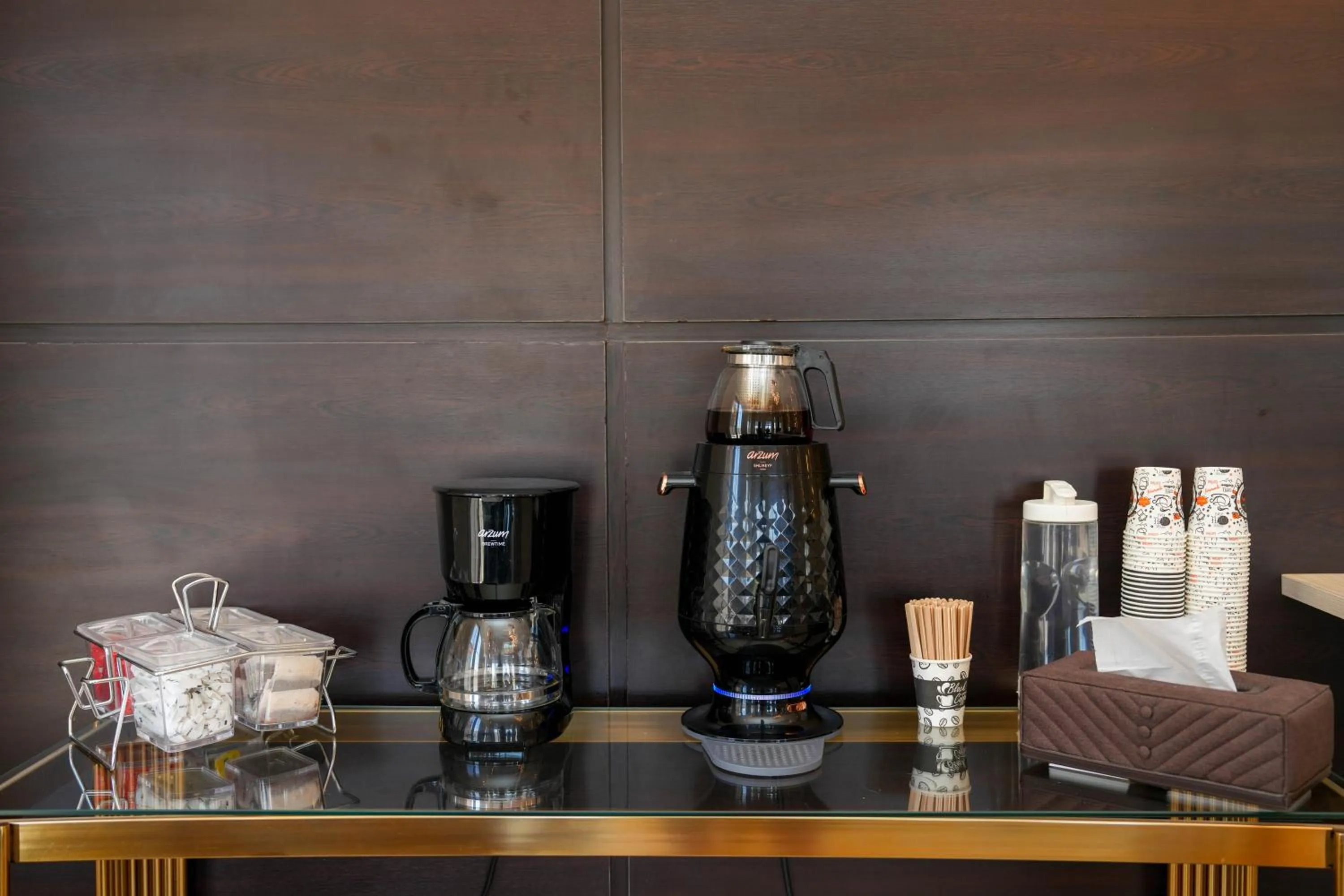 Coffee/tea facilities in Villa 55